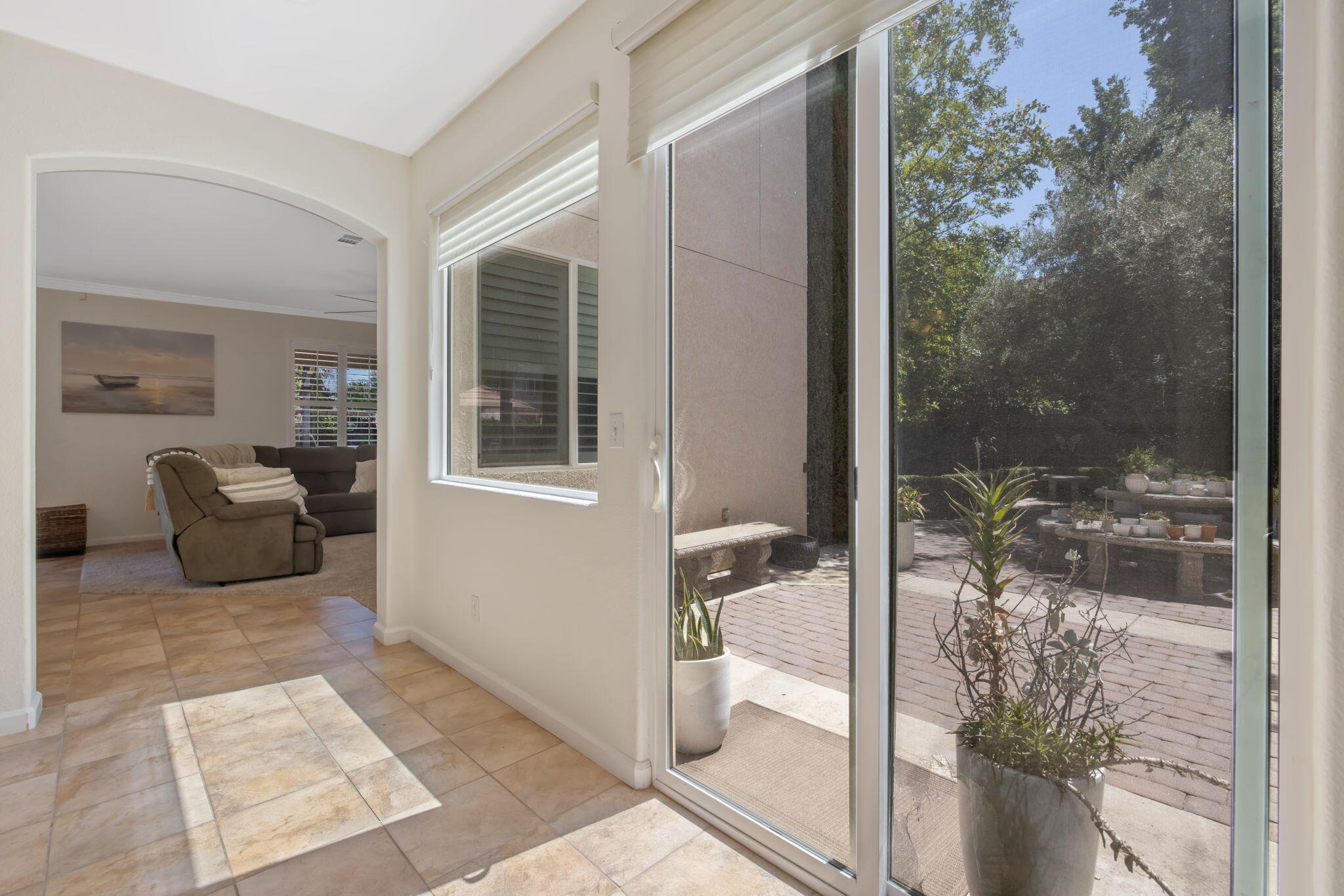 3834 N University St, Visalia, CA 93291