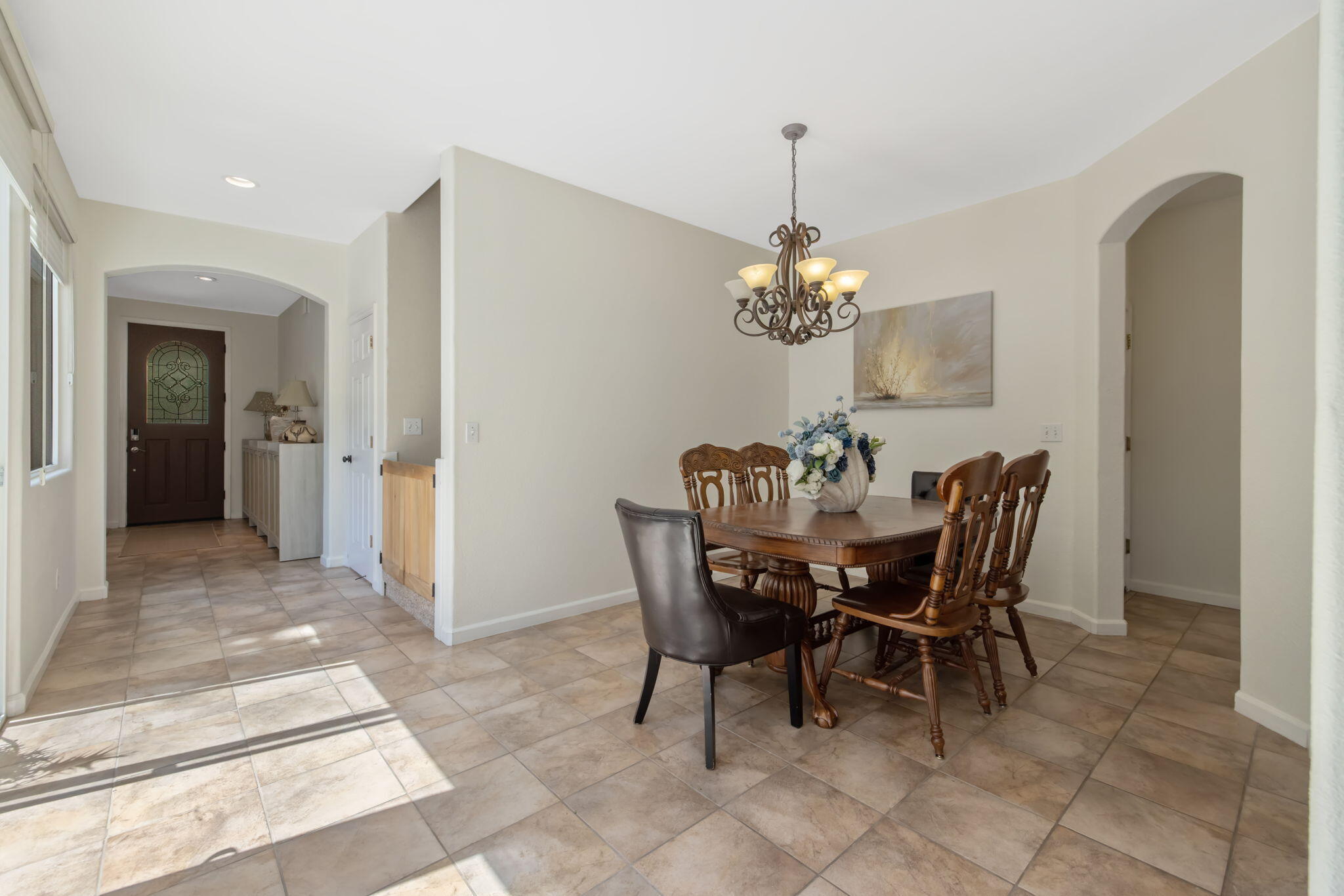 3834 N University St, Visalia, CA 93291
