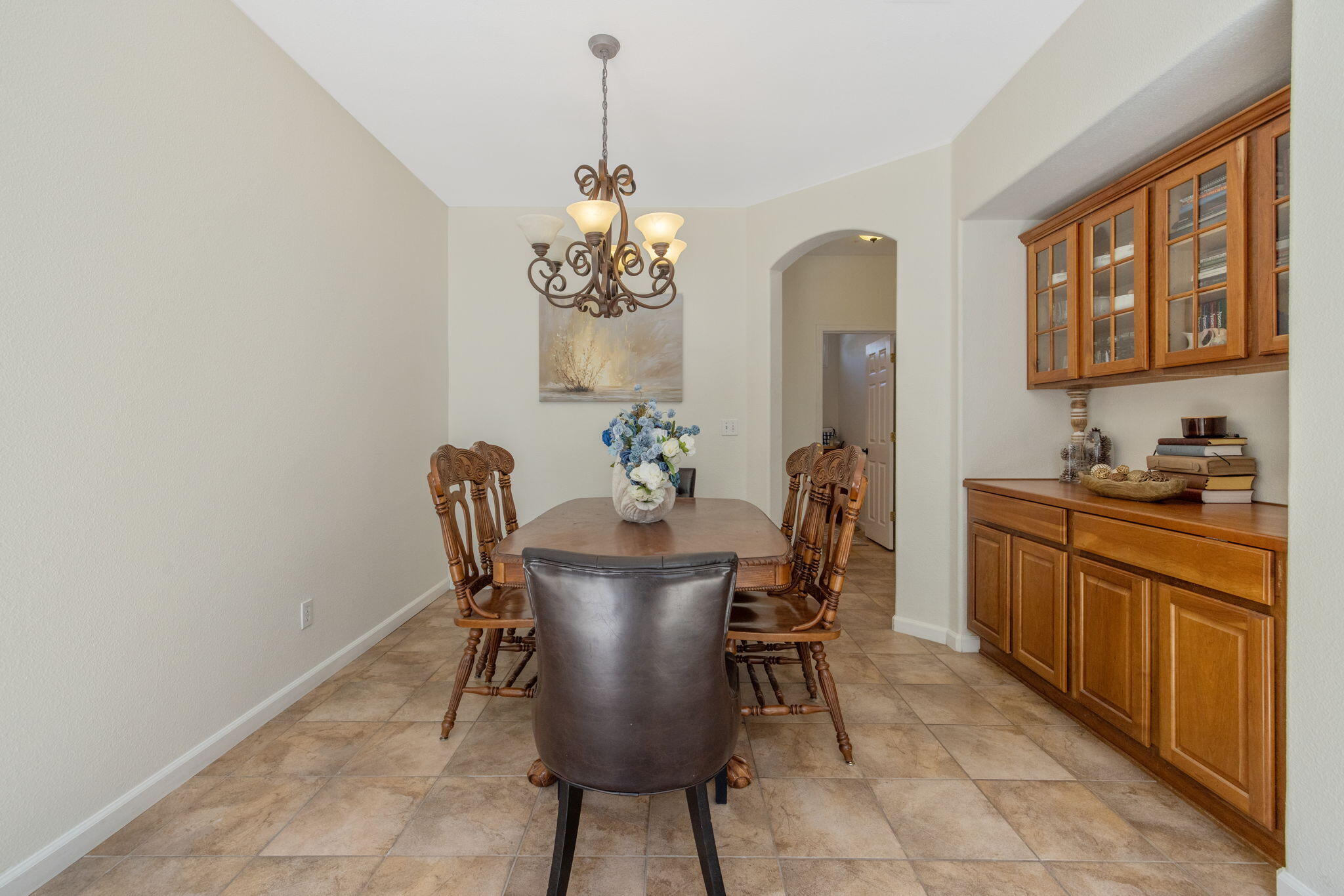 3834 N University St, Visalia, CA 93291