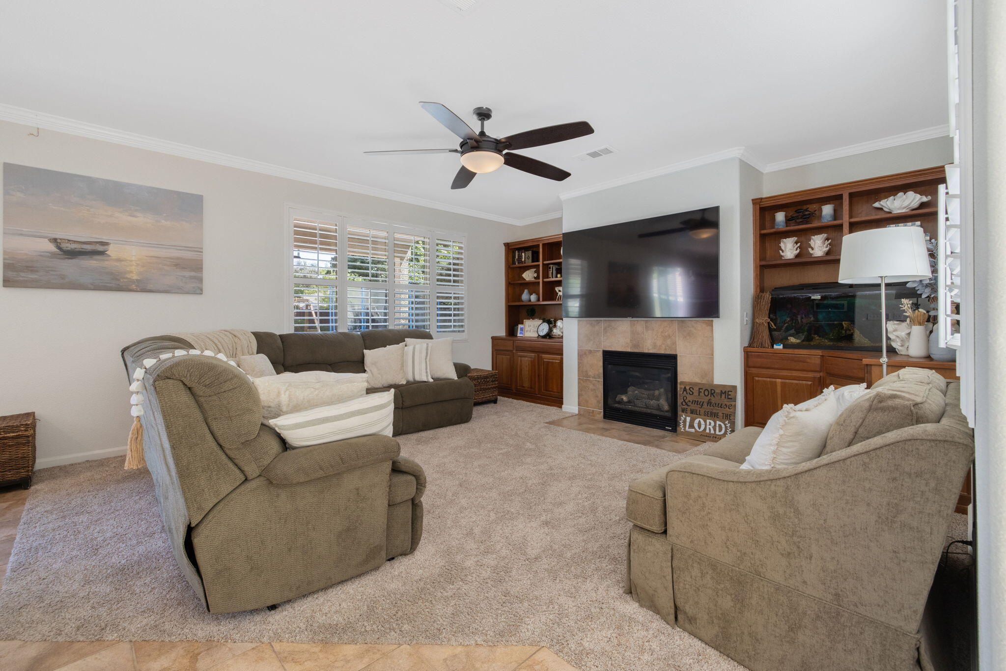 3834 N University St, Visalia, CA 93291