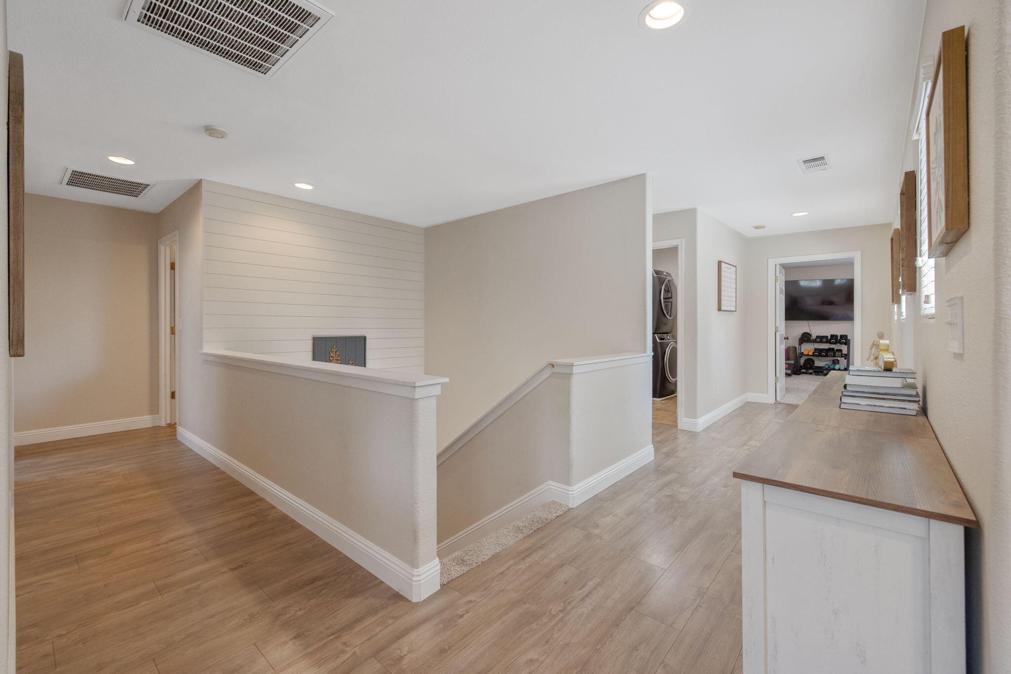 3834 N University St, Visalia, CA 93291
