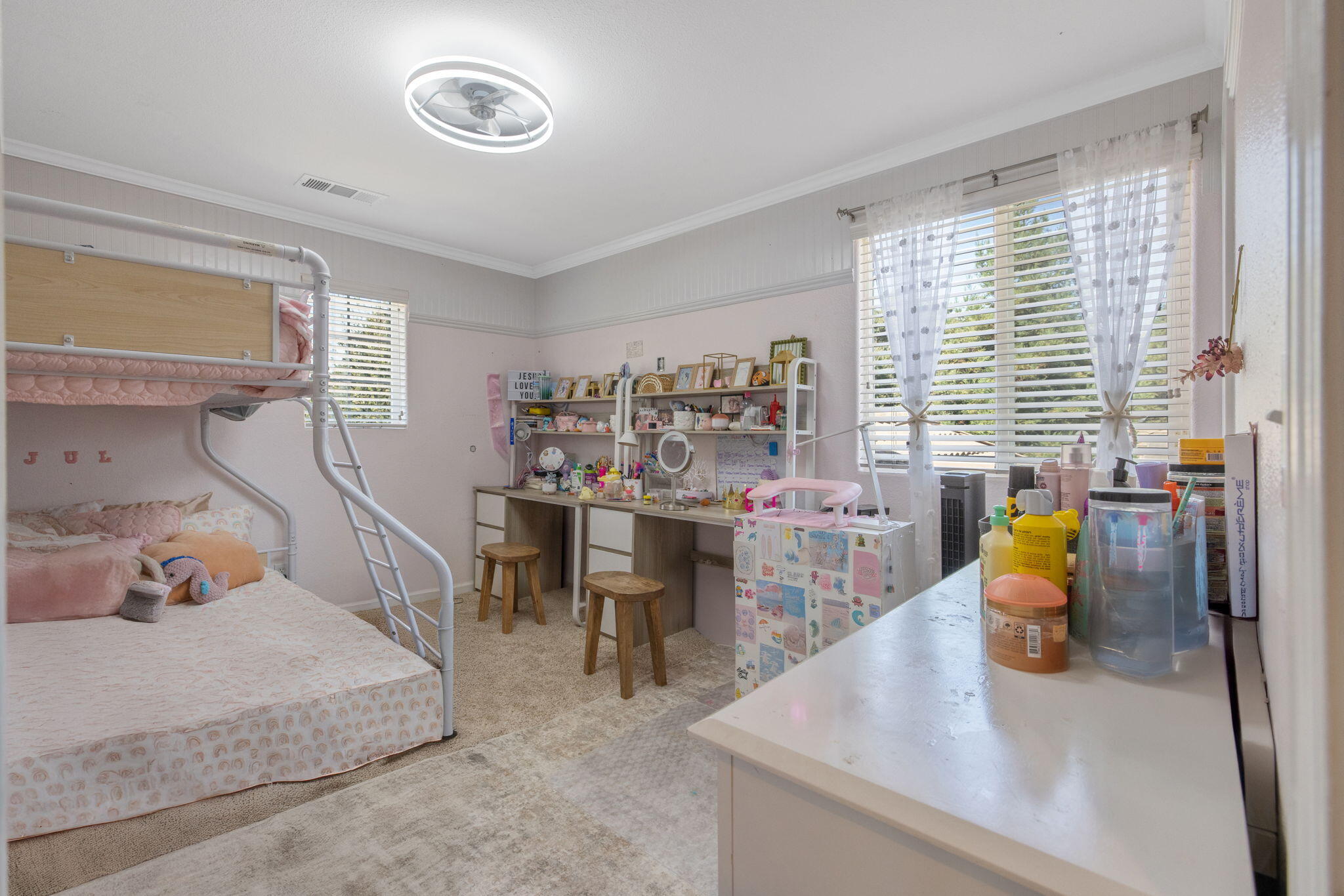 3834 N University St, Visalia, CA 93291