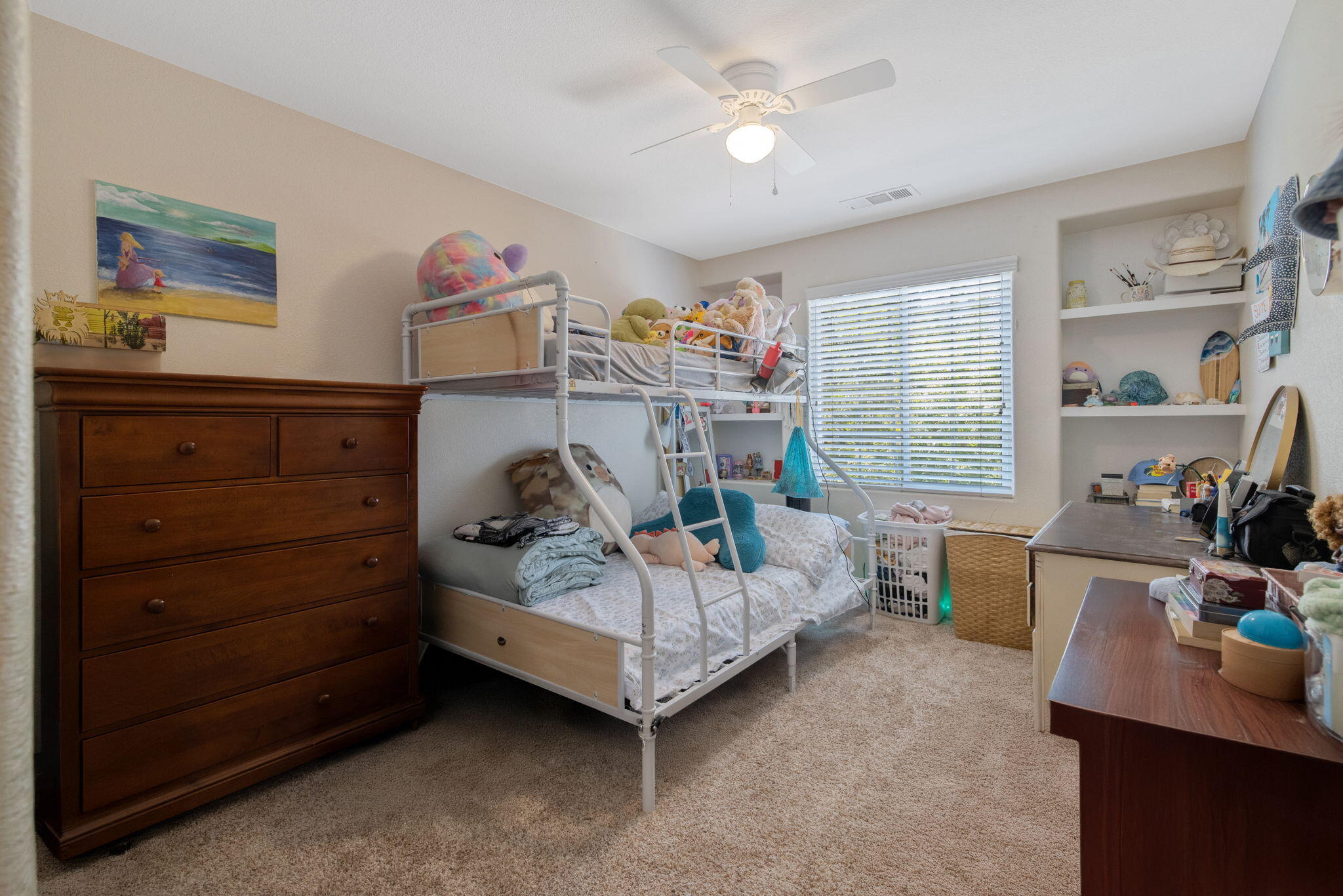3834 N University St, Visalia, CA 93291