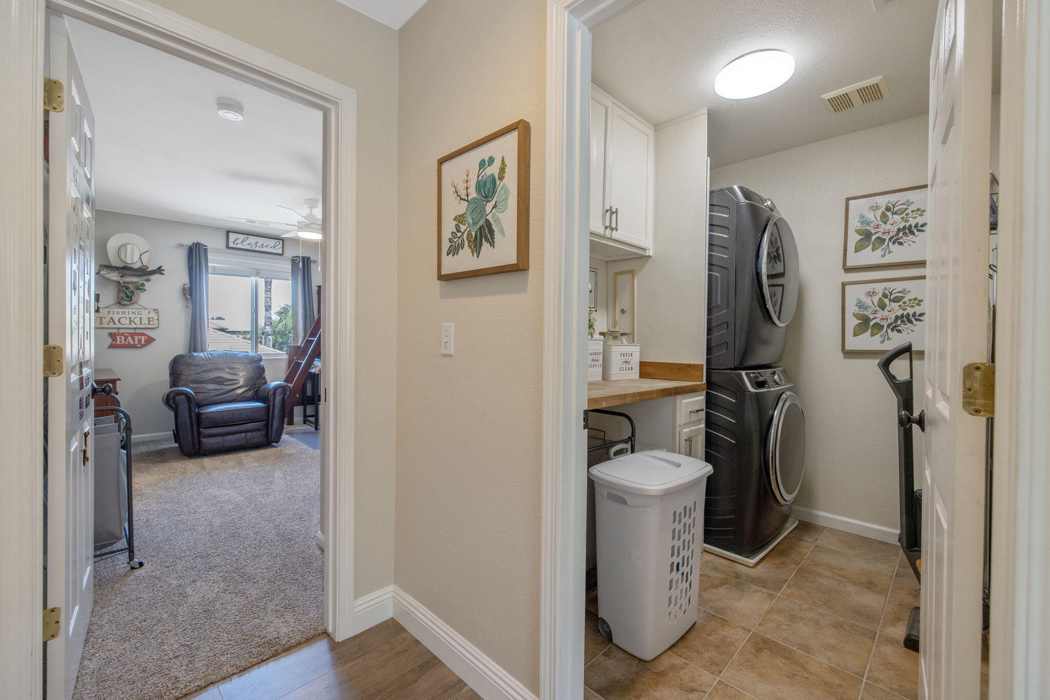3834 N University St, Visalia, CA 93291