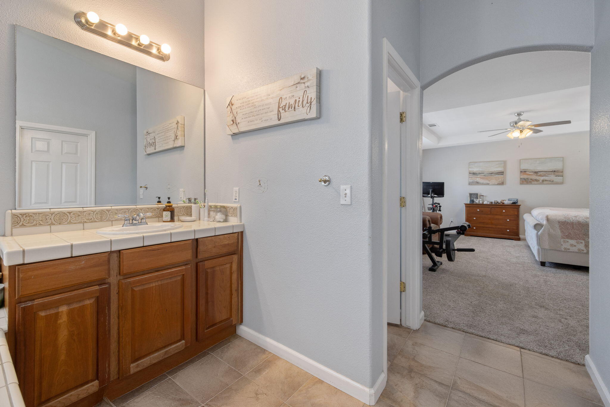 3834 N University St, Visalia, CA 93291