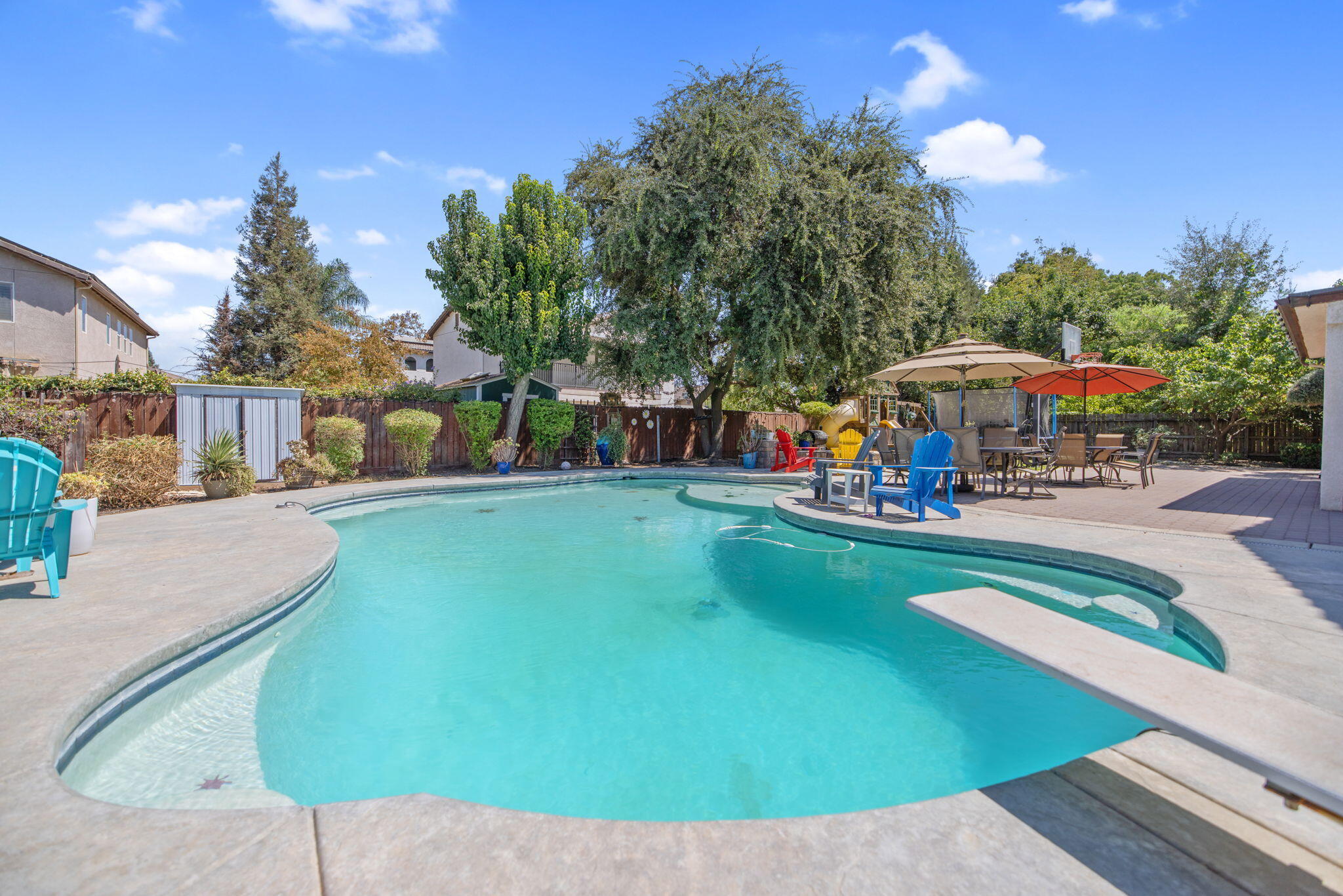 3834 N University St, Visalia, CA 93291