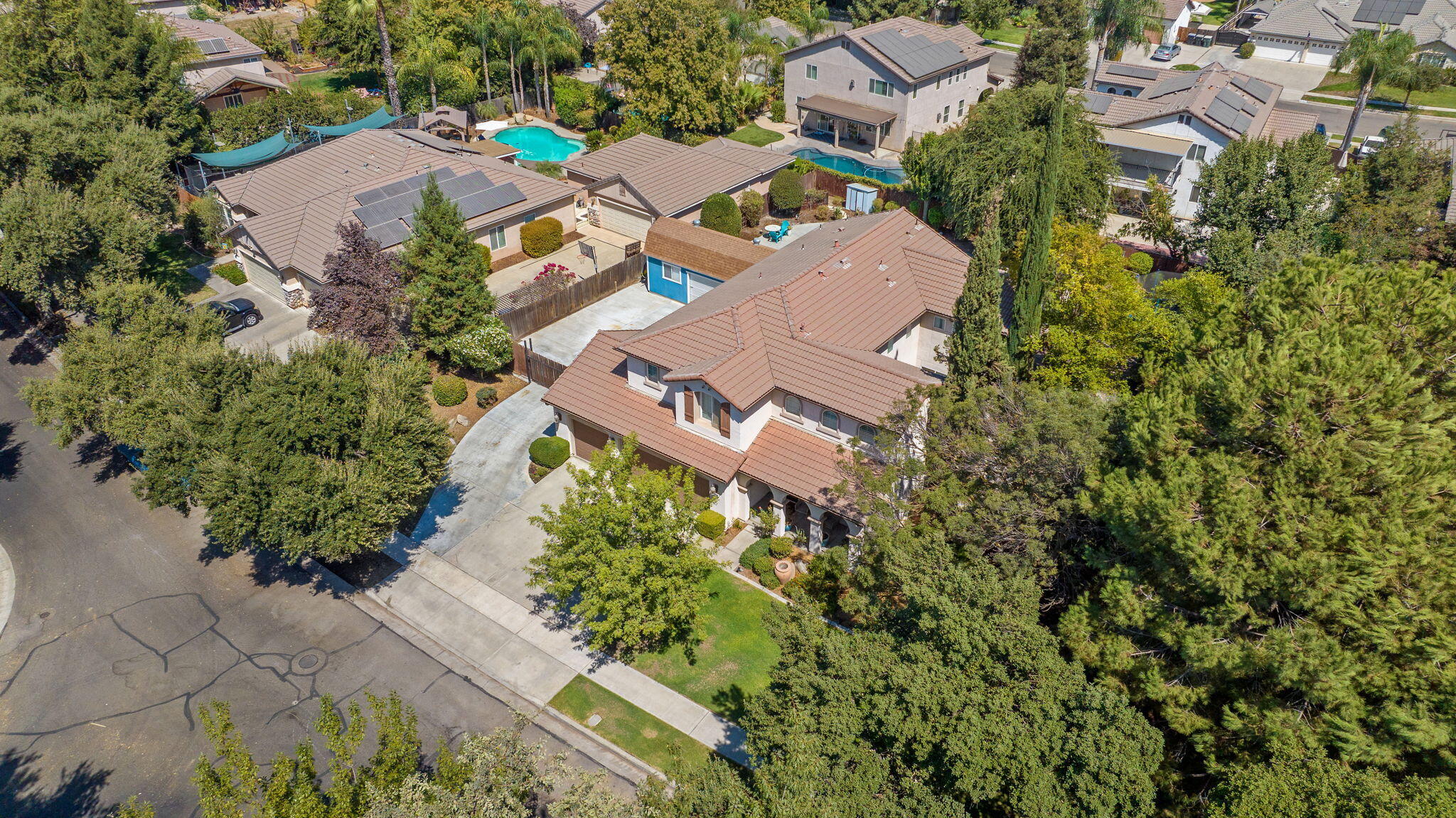 3834 N University St, Visalia, CA 93291