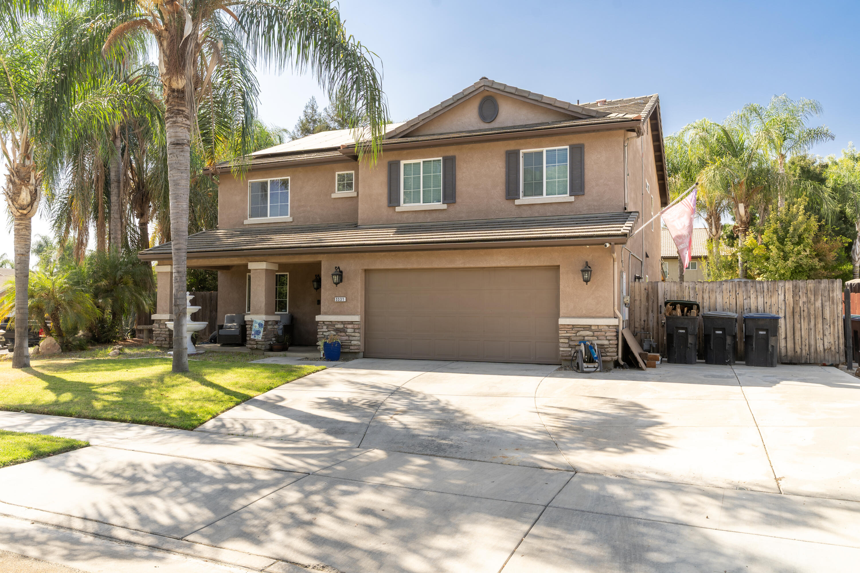 3331 Maple St, Visalia, CA 93292