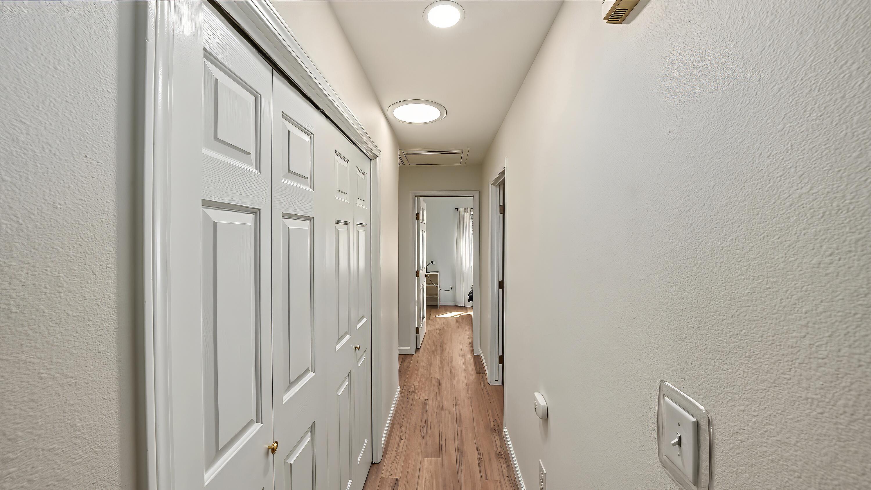 3611 E Center Ct, Visalia, CA 93292