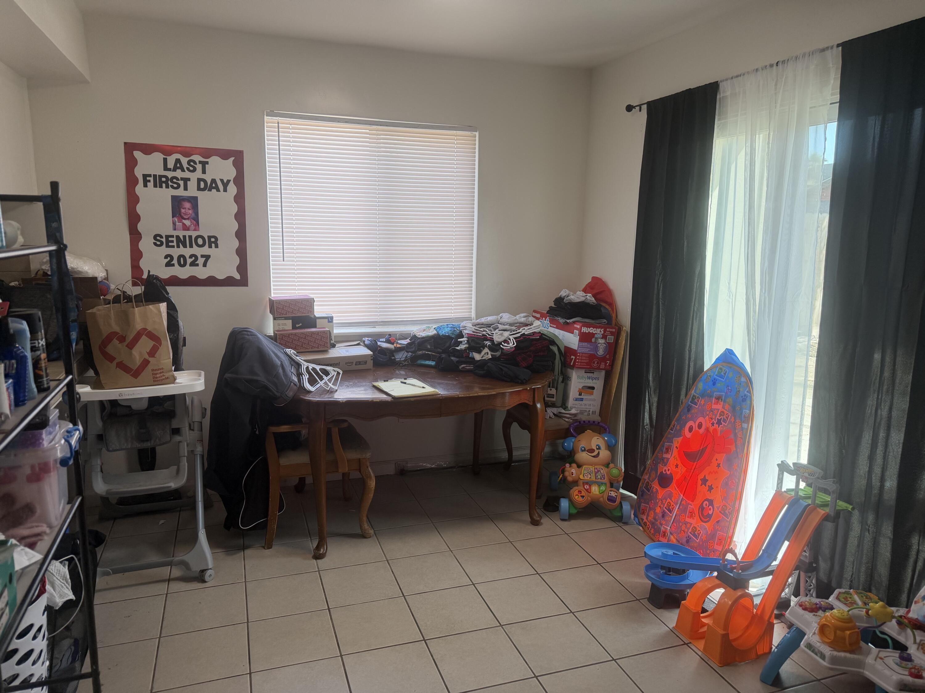 229 E Harold Ct, Visalia, CA 93291