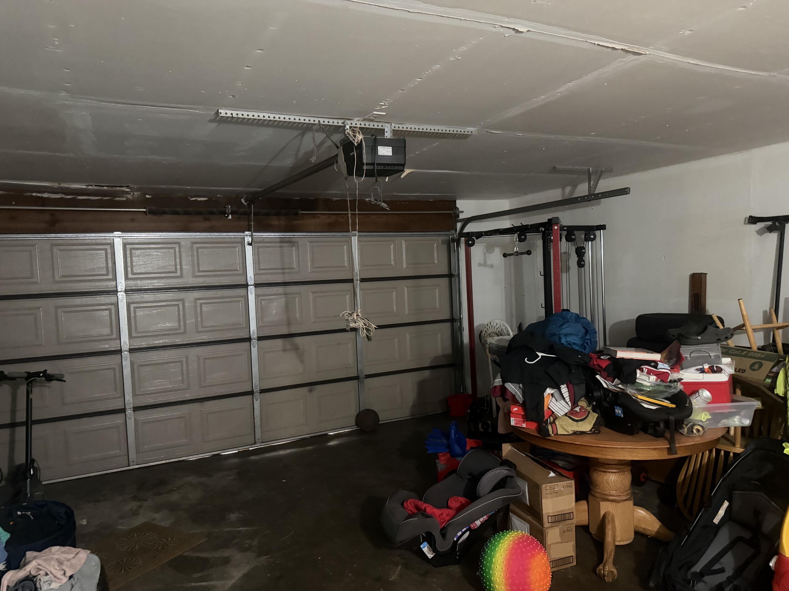 229 E Harold Ct, Visalia, CA 93291