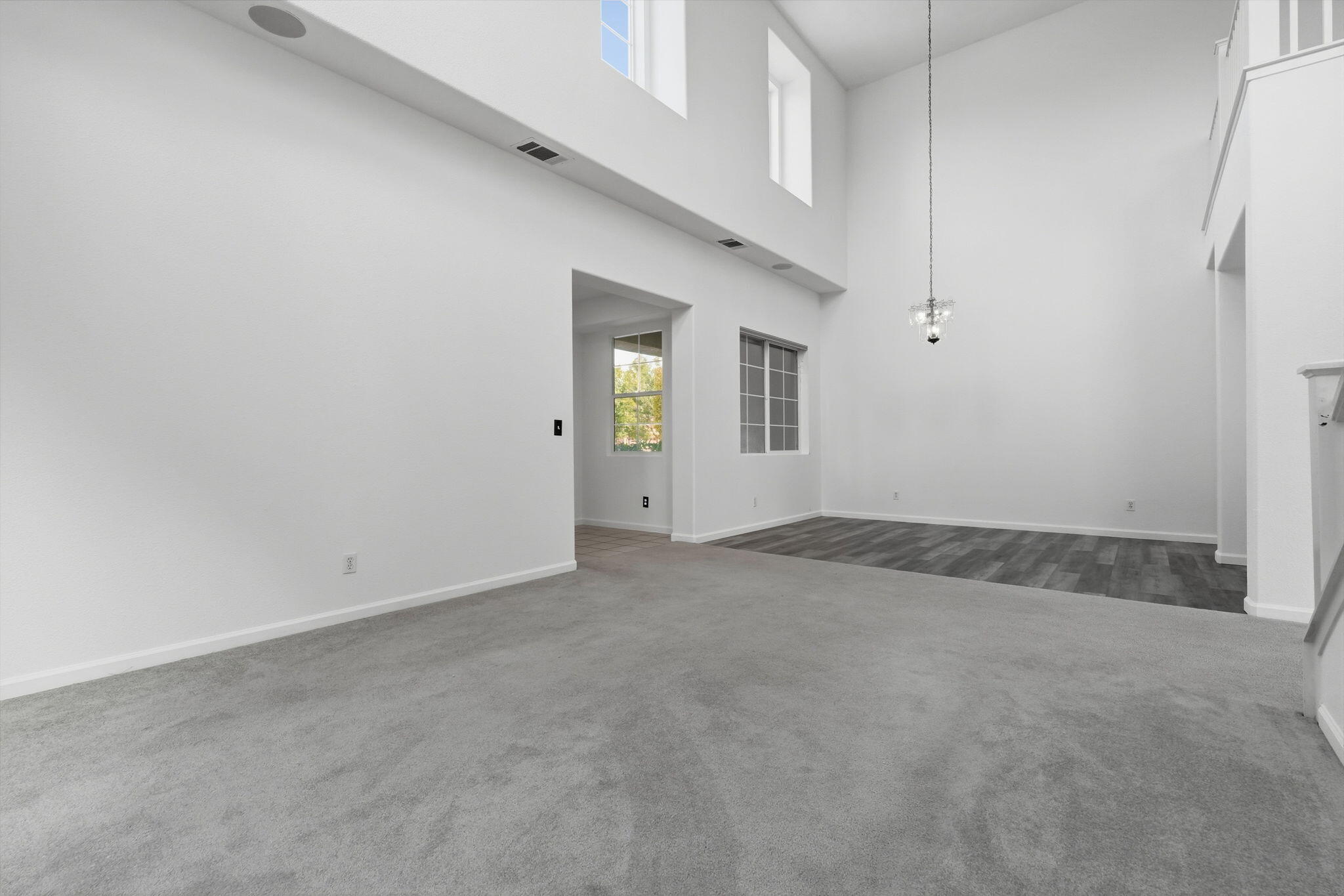 4217 W Elowin Ct, Visalia, CA 93291