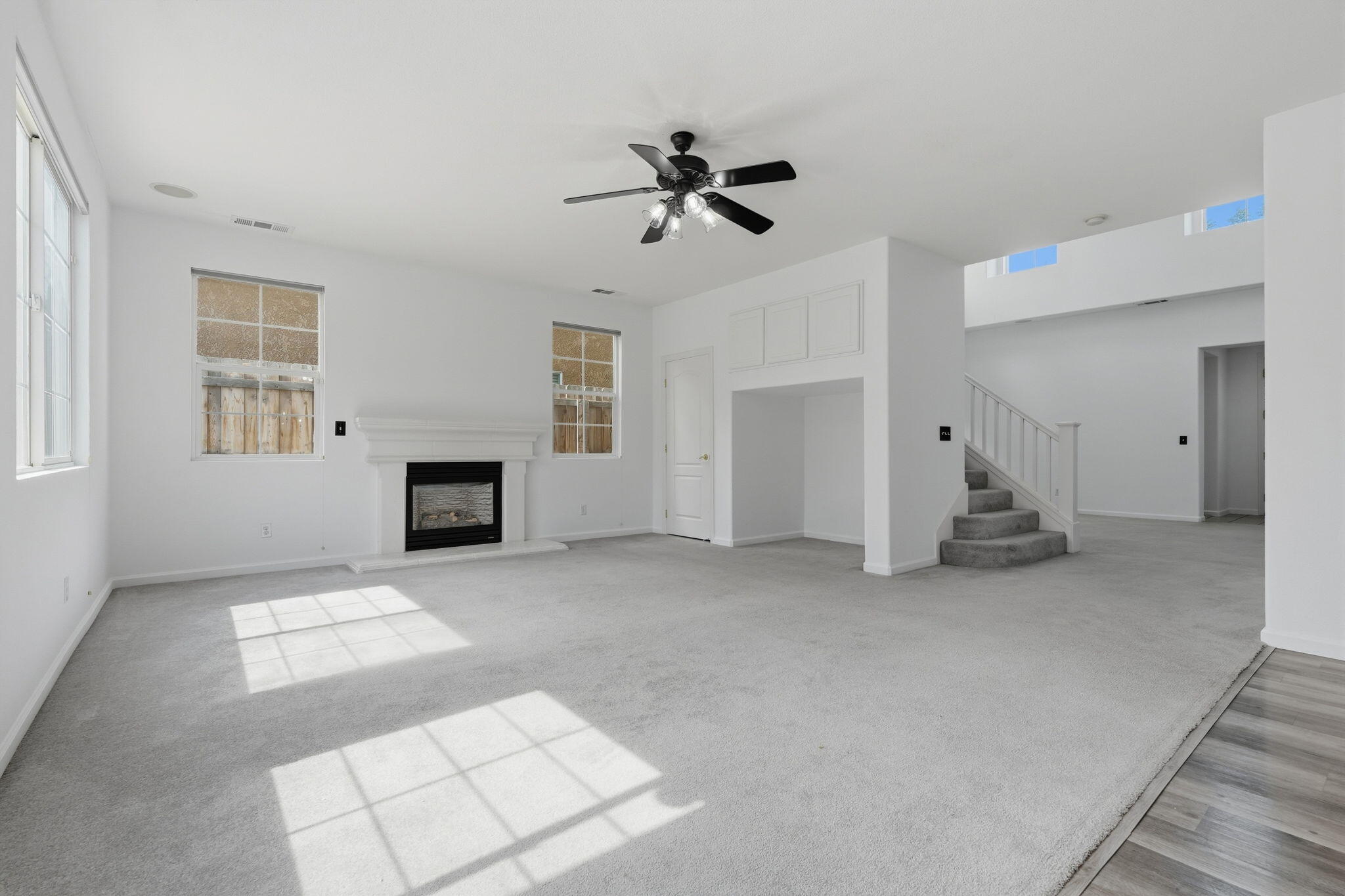 4217 W Elowin Ct, Visalia, CA 93291