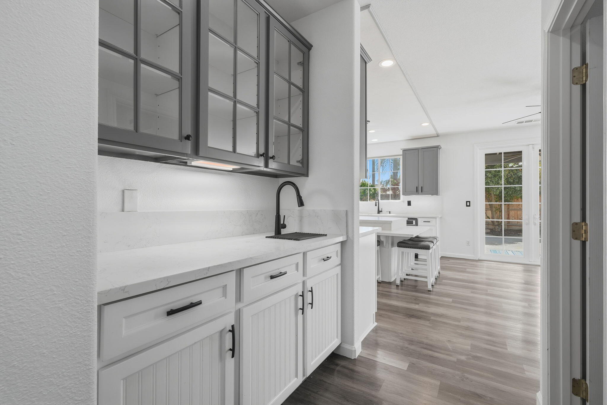 4217 W Elowin Ct, Visalia, CA 93291