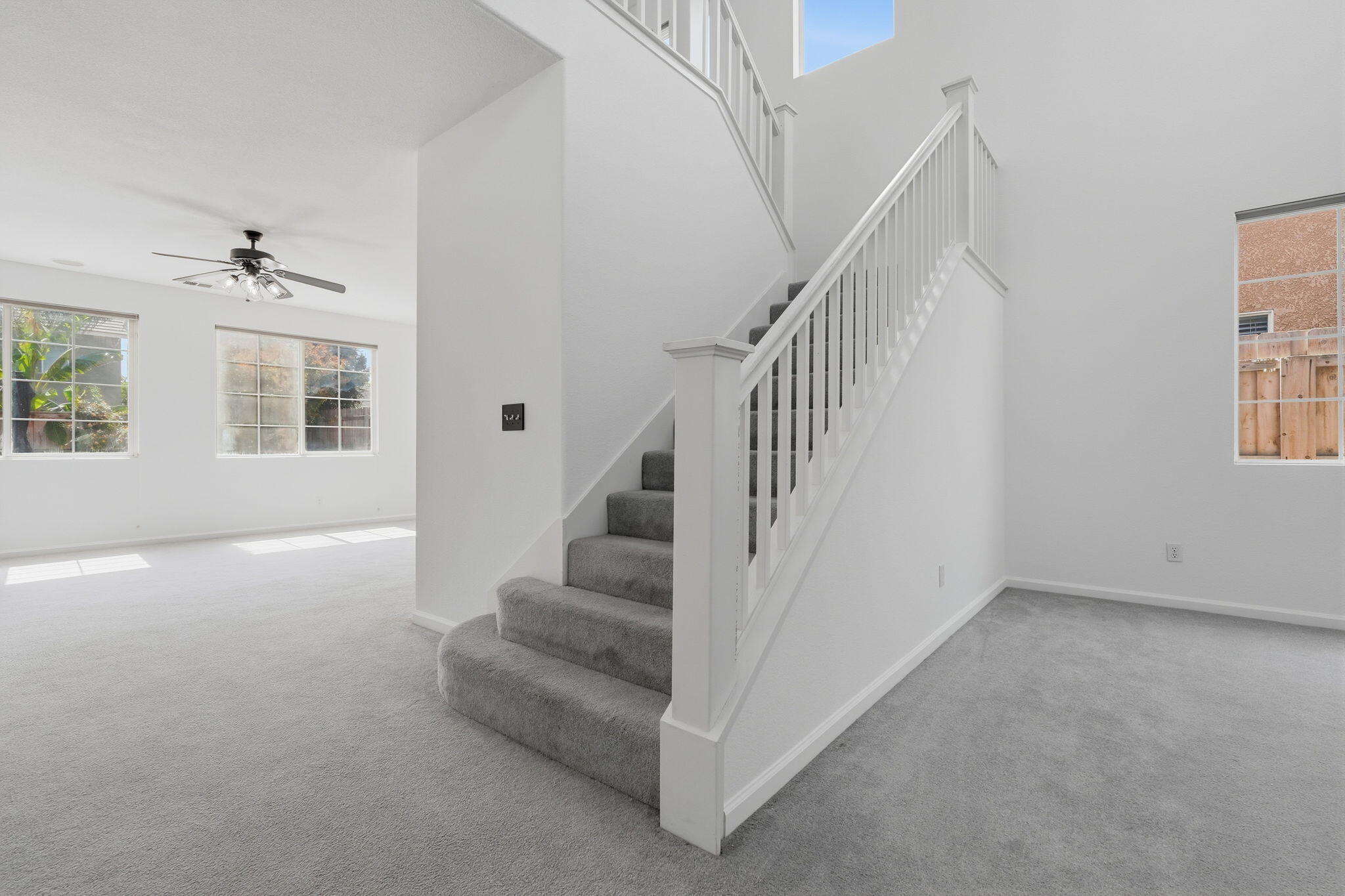 4217 W Elowin Ct, Visalia, CA 93291