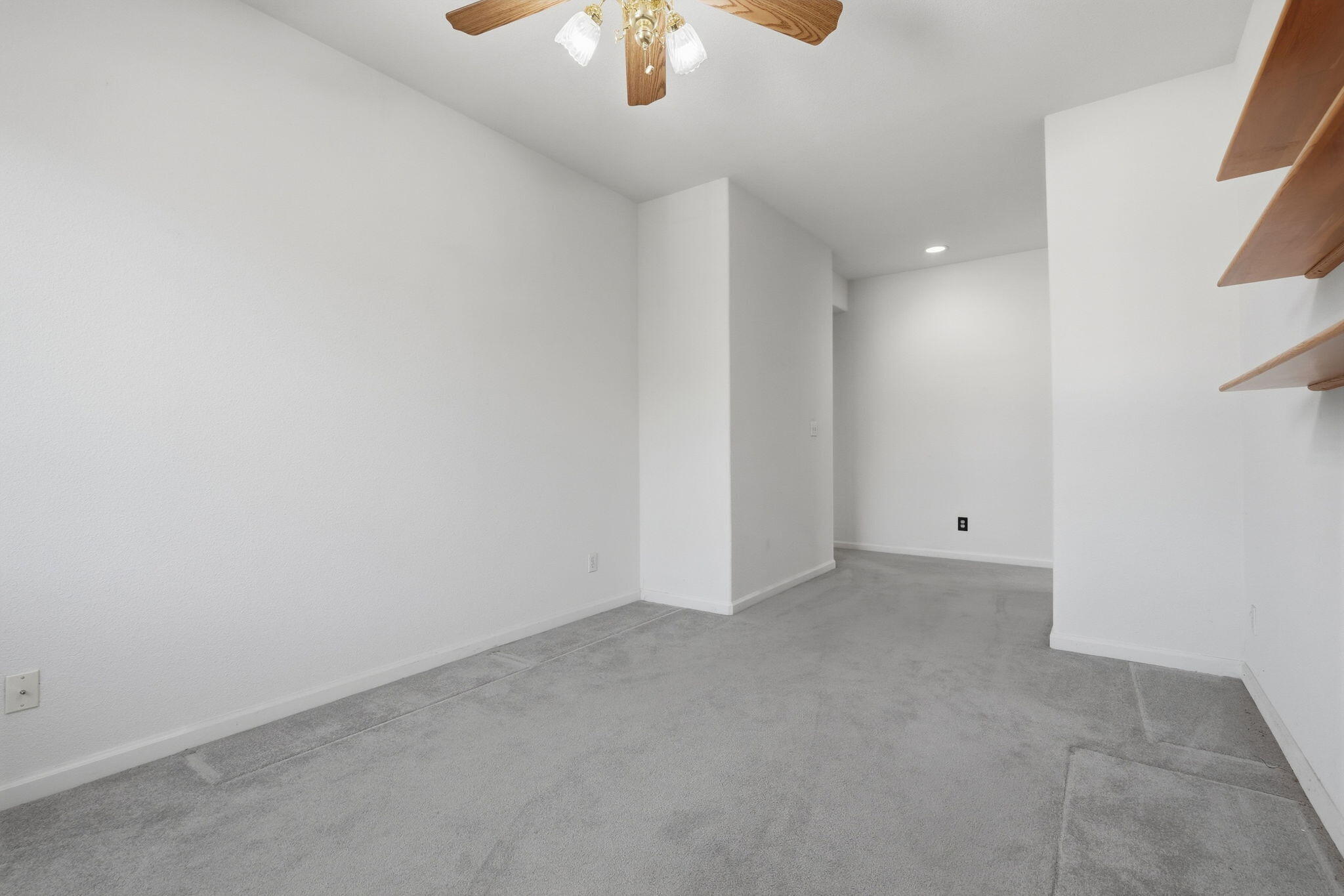 4217 W Elowin Ct, Visalia, CA 93291
