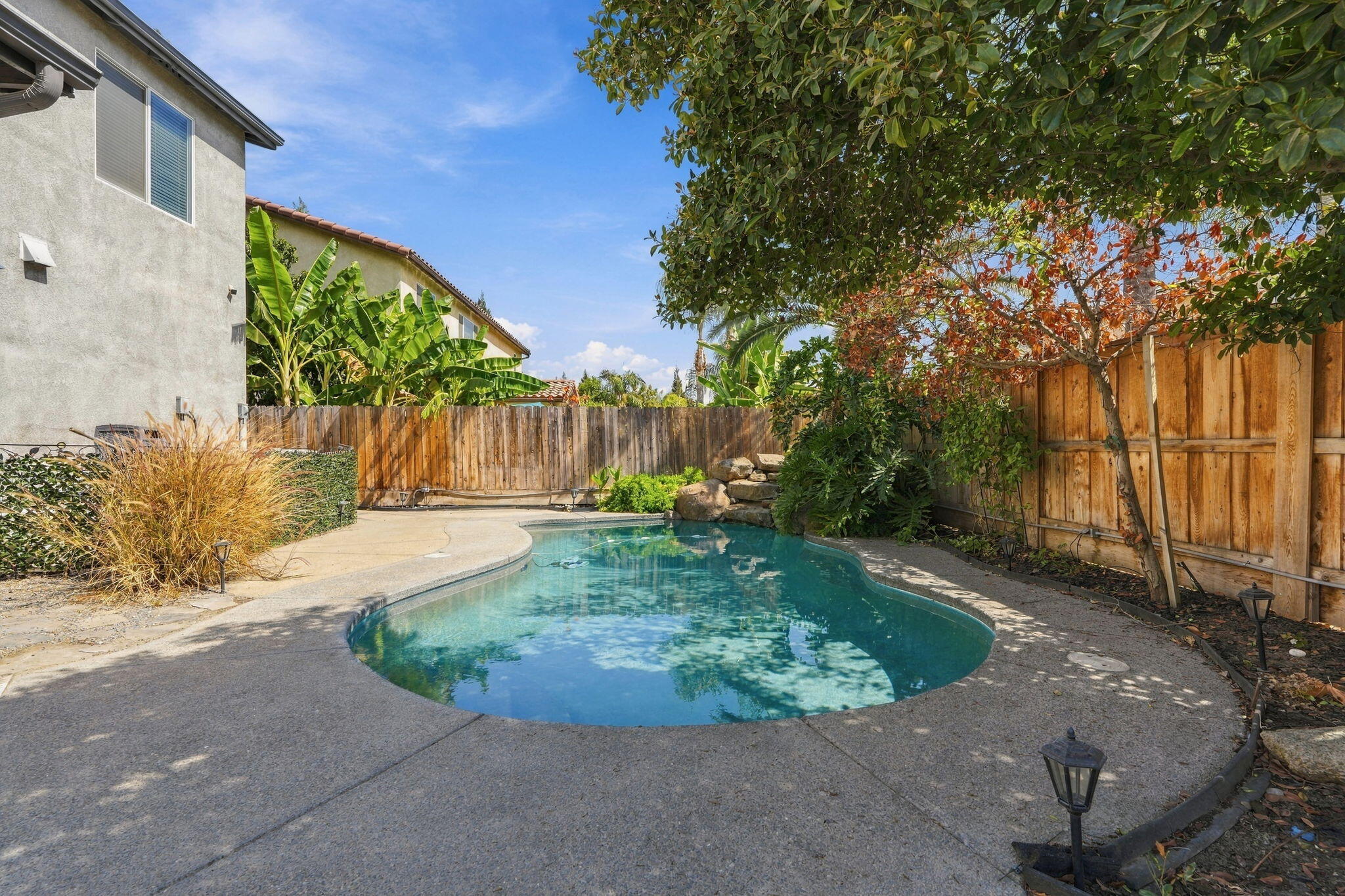 4217 W Elowin Ct, Visalia, CA 93291