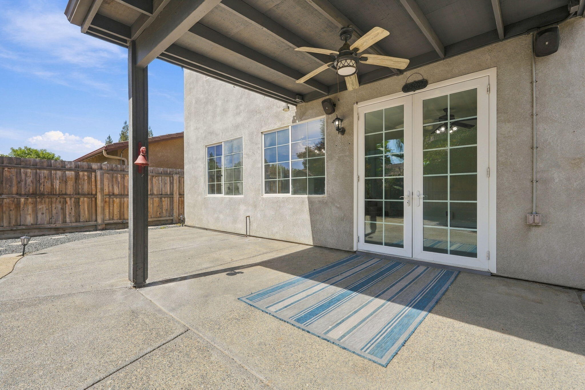 4217 W Elowin Ct, Visalia, CA 93291