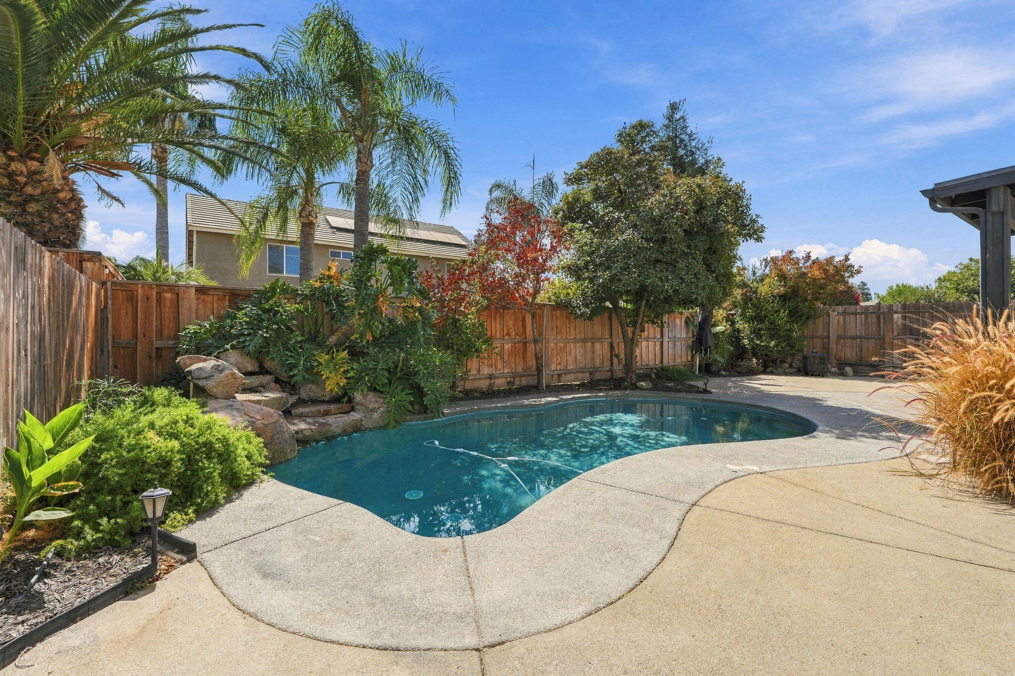 4217 W Elowin Ct, Visalia, CA 93291