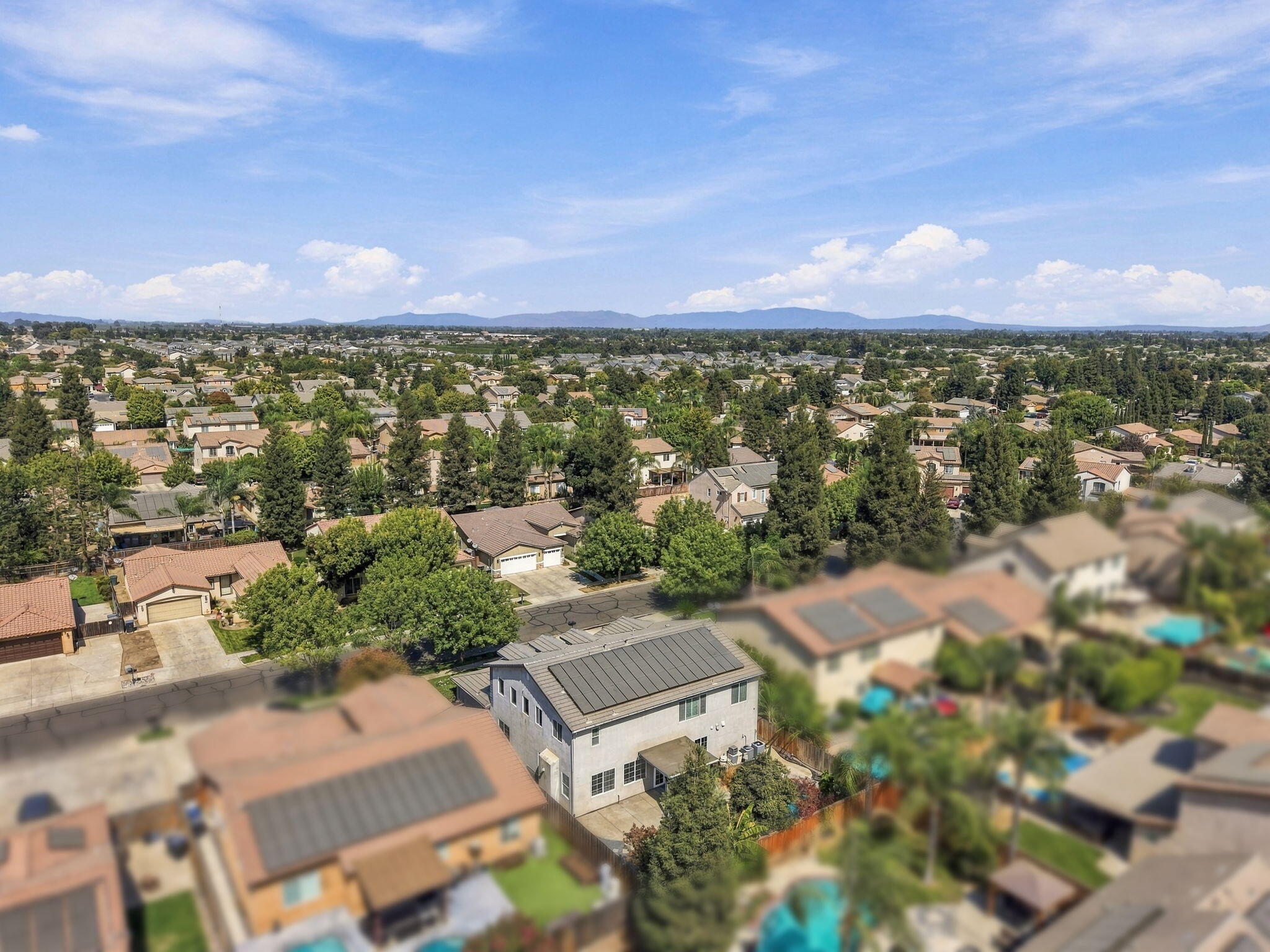 4217 W Elowin Ct, Visalia, CA 93291