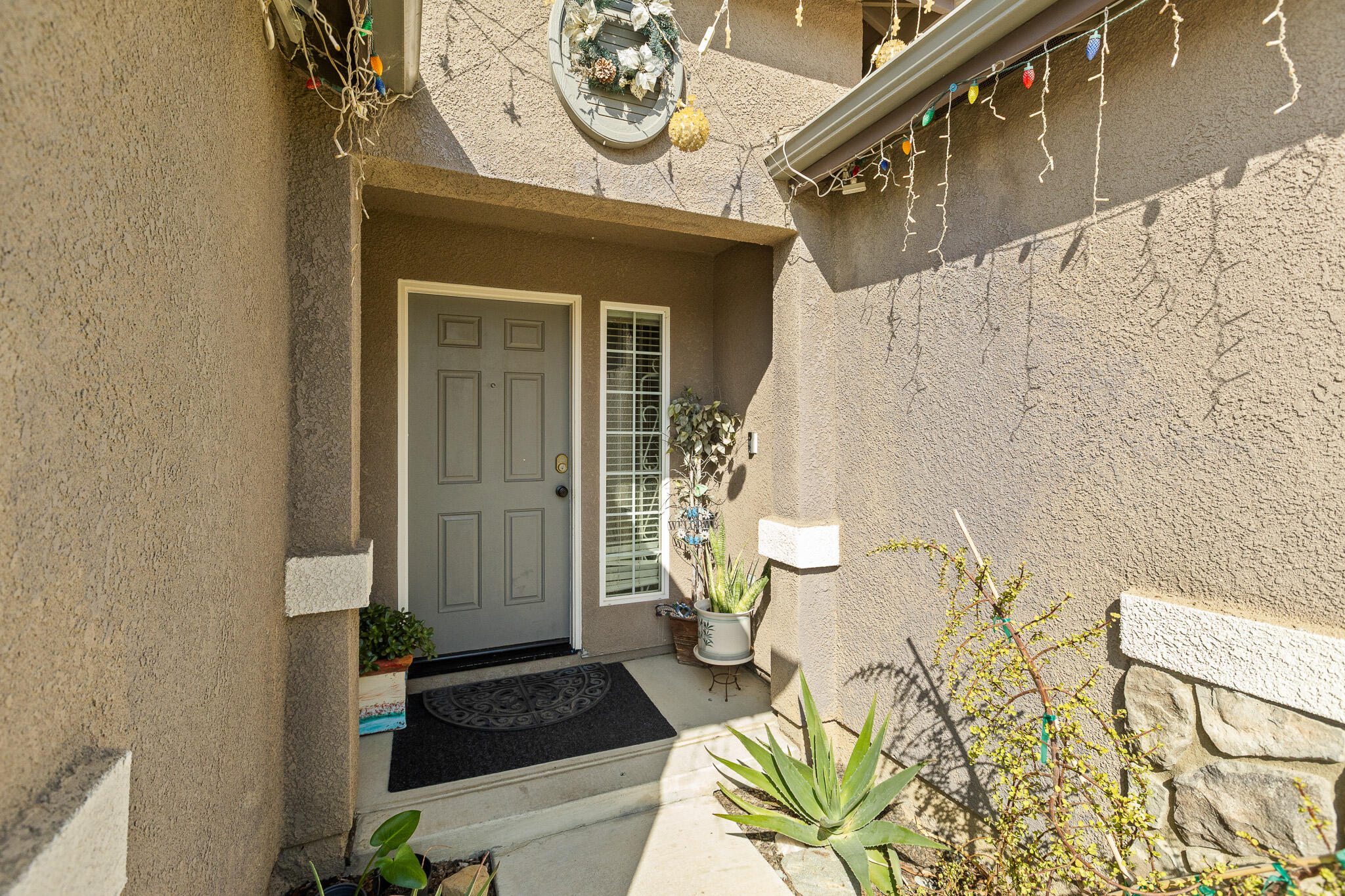 2215 Fiori St, Delano, CA 93215