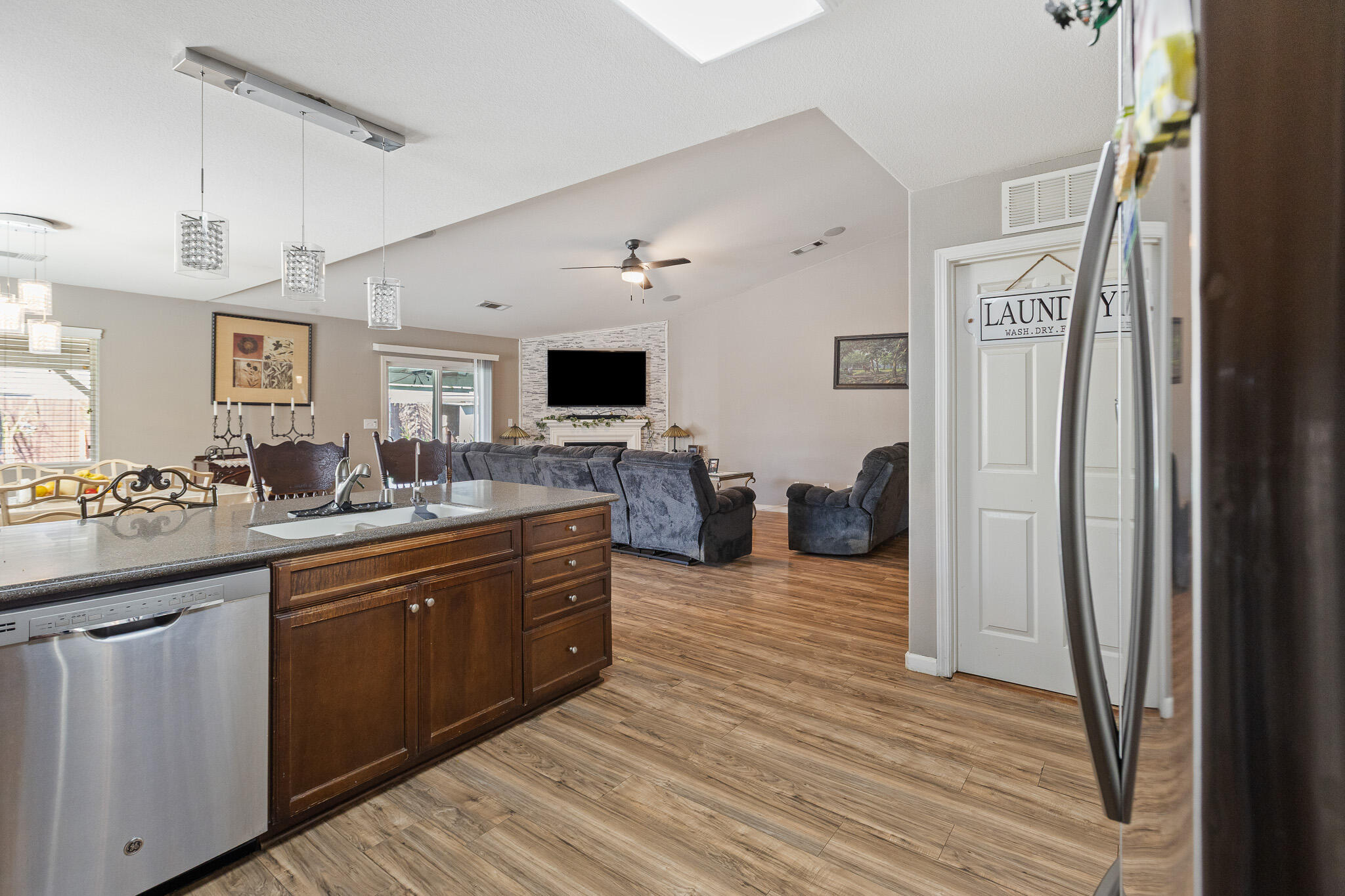 2215 Fiori St, Delano, CA 93215