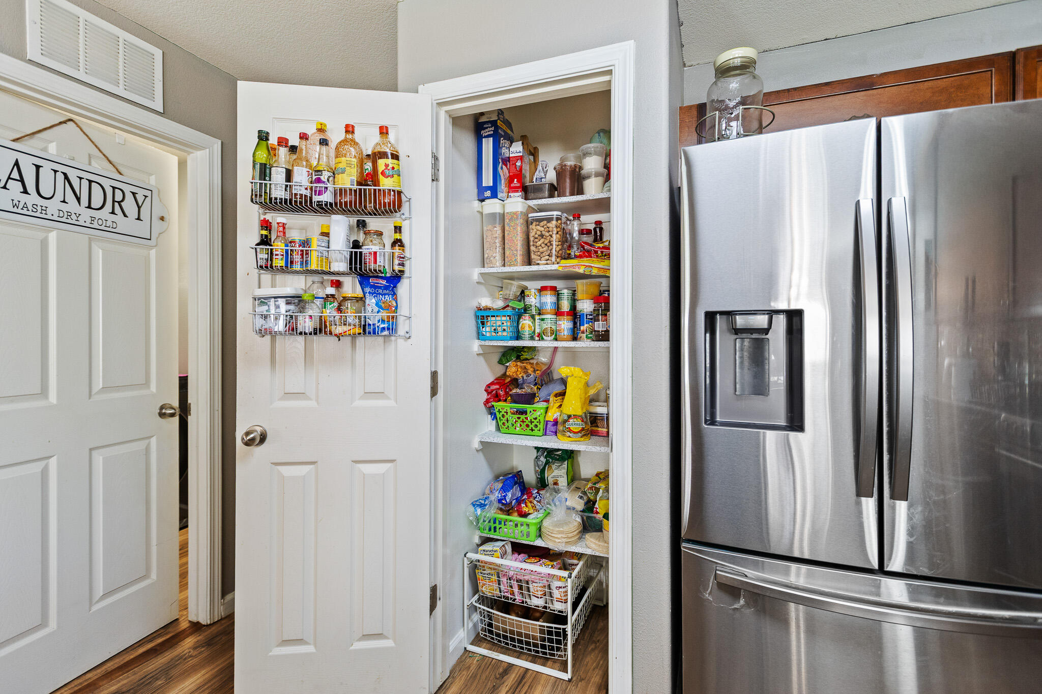 2215 Fiori St, Delano, CA 93215