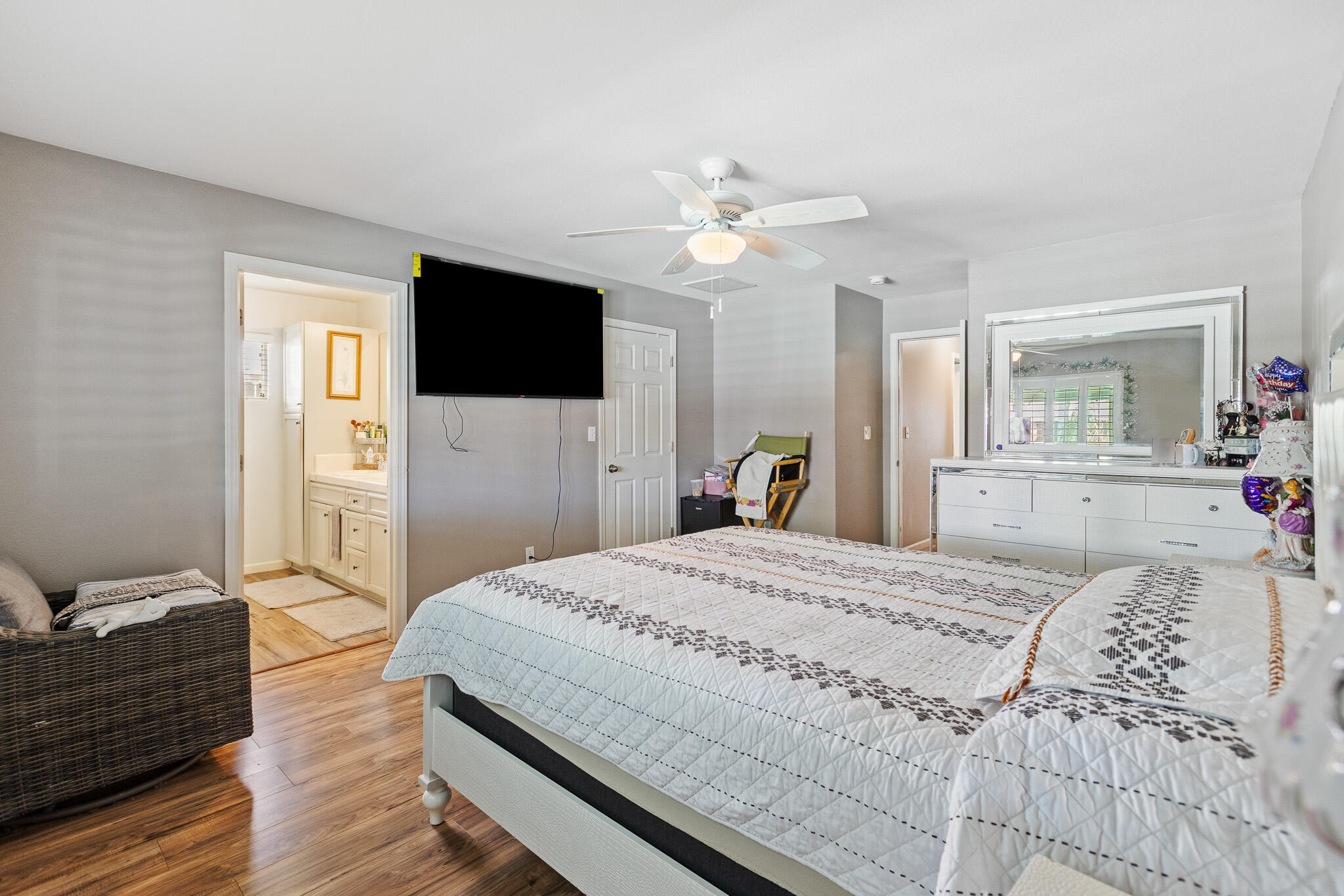 2215 Fiori St, Delano, CA 93215