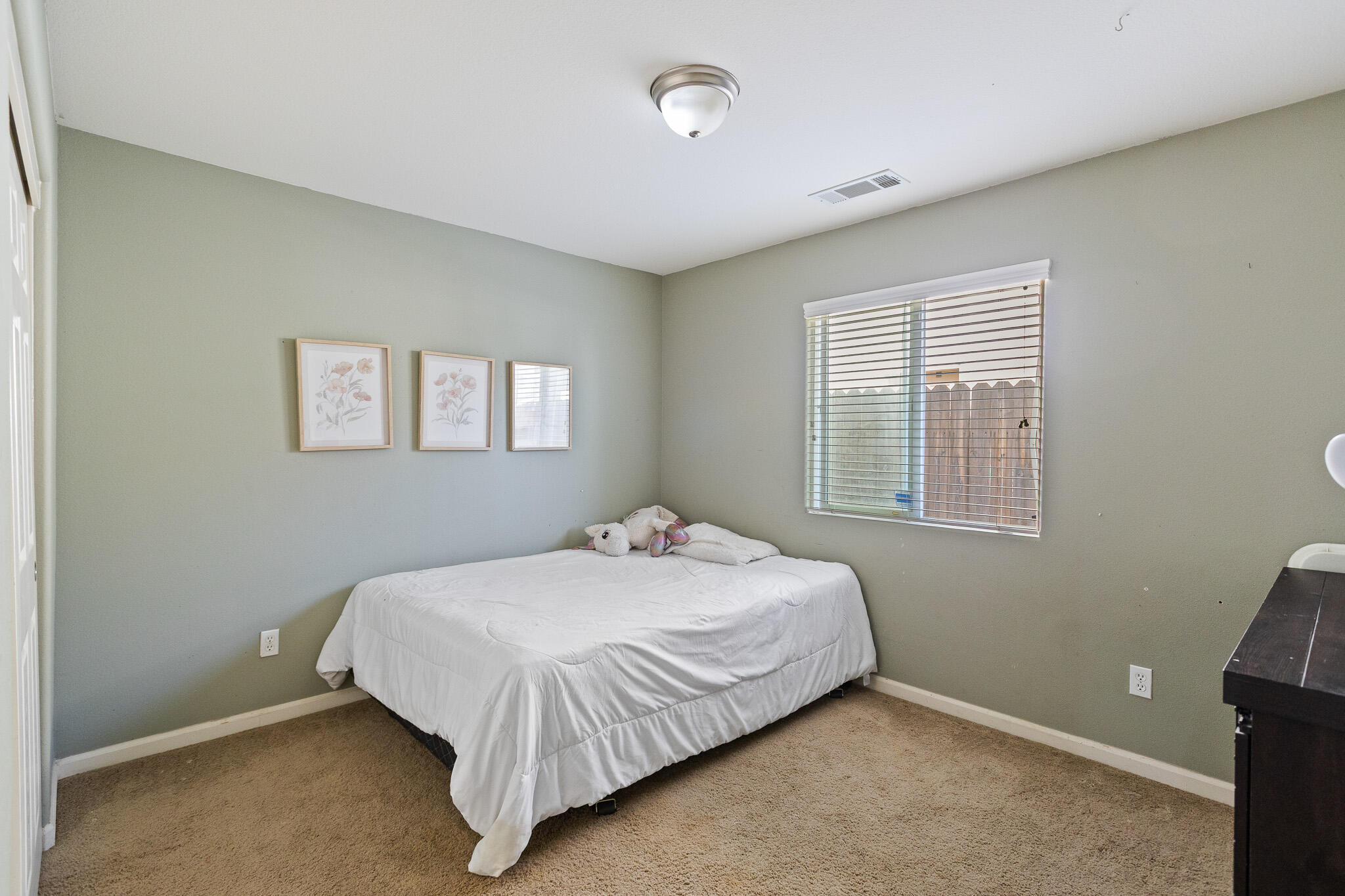 2215 Fiori St, Delano, CA 93215