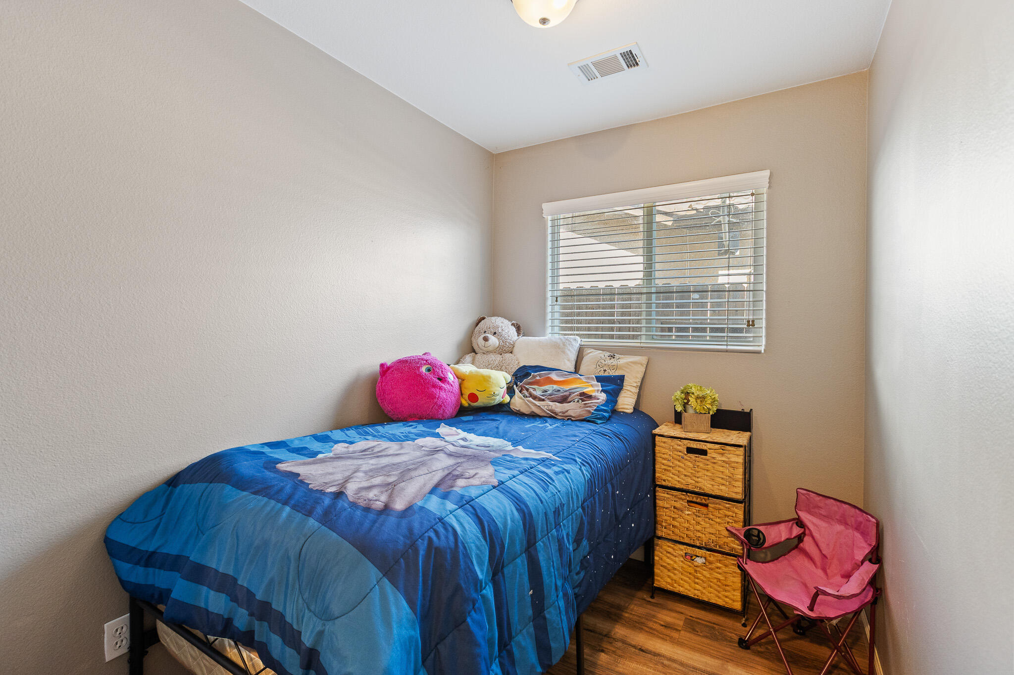 2215 Fiori St, Delano, CA 93215