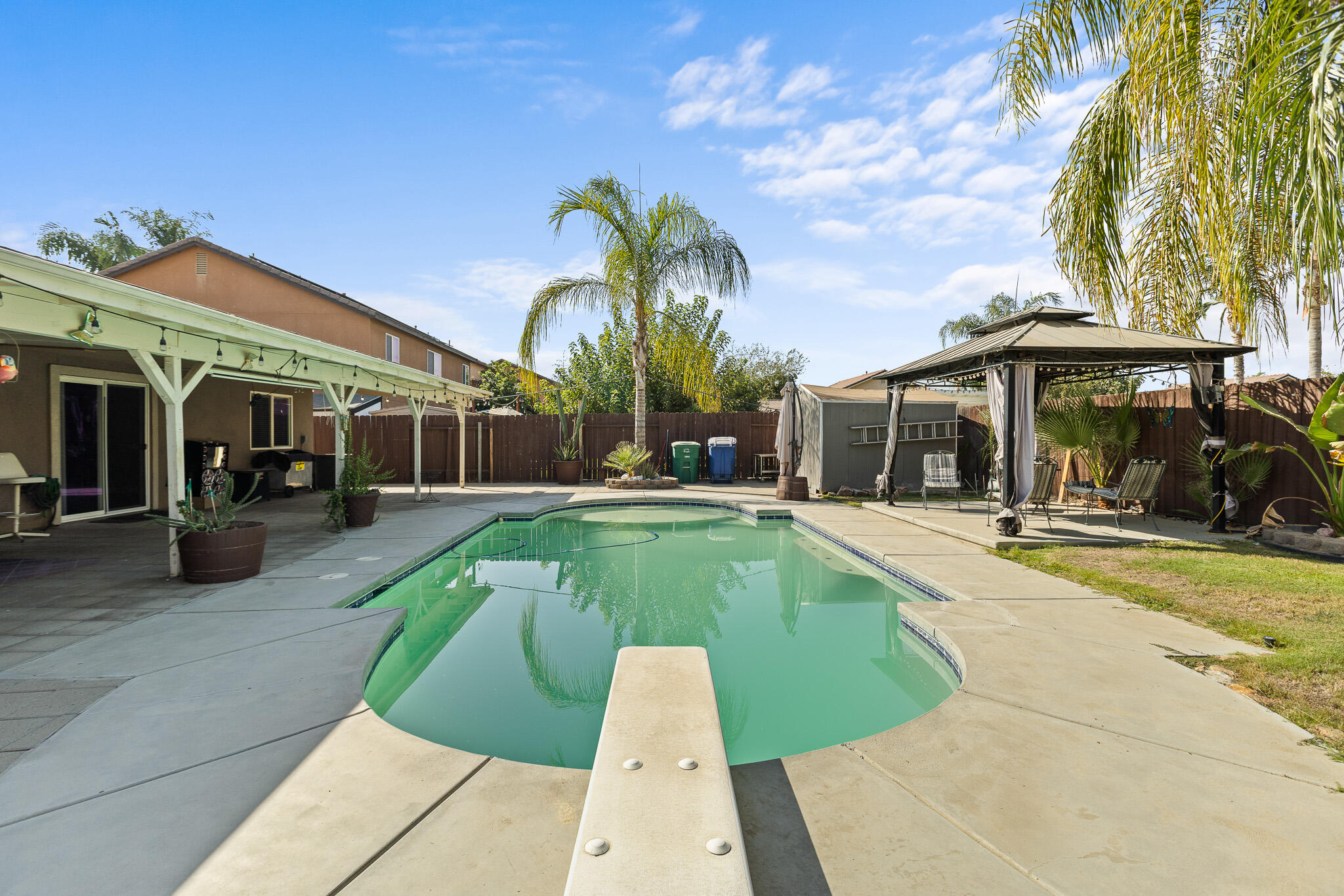 2215 Fiori St, Delano, CA 93215