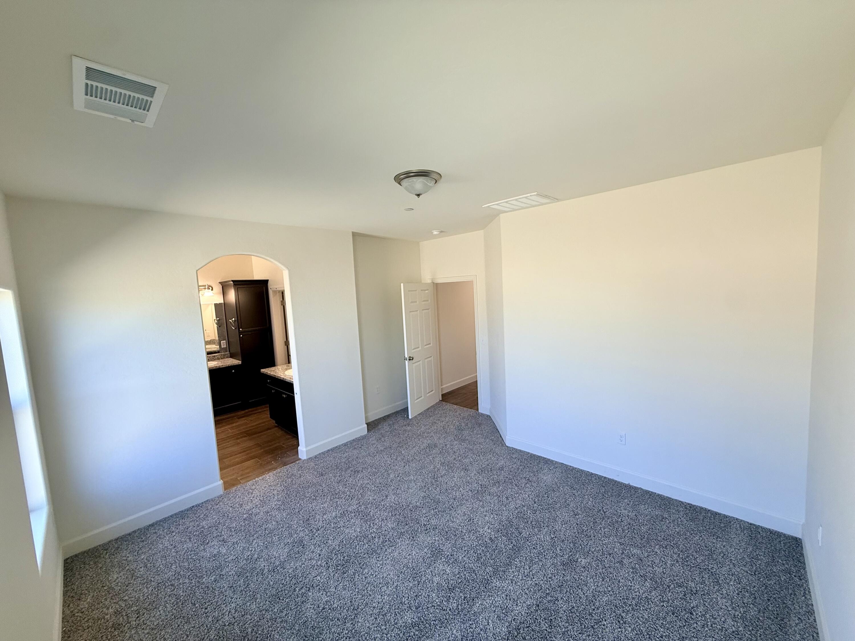313 Windsor St, Exeter, CA 93221