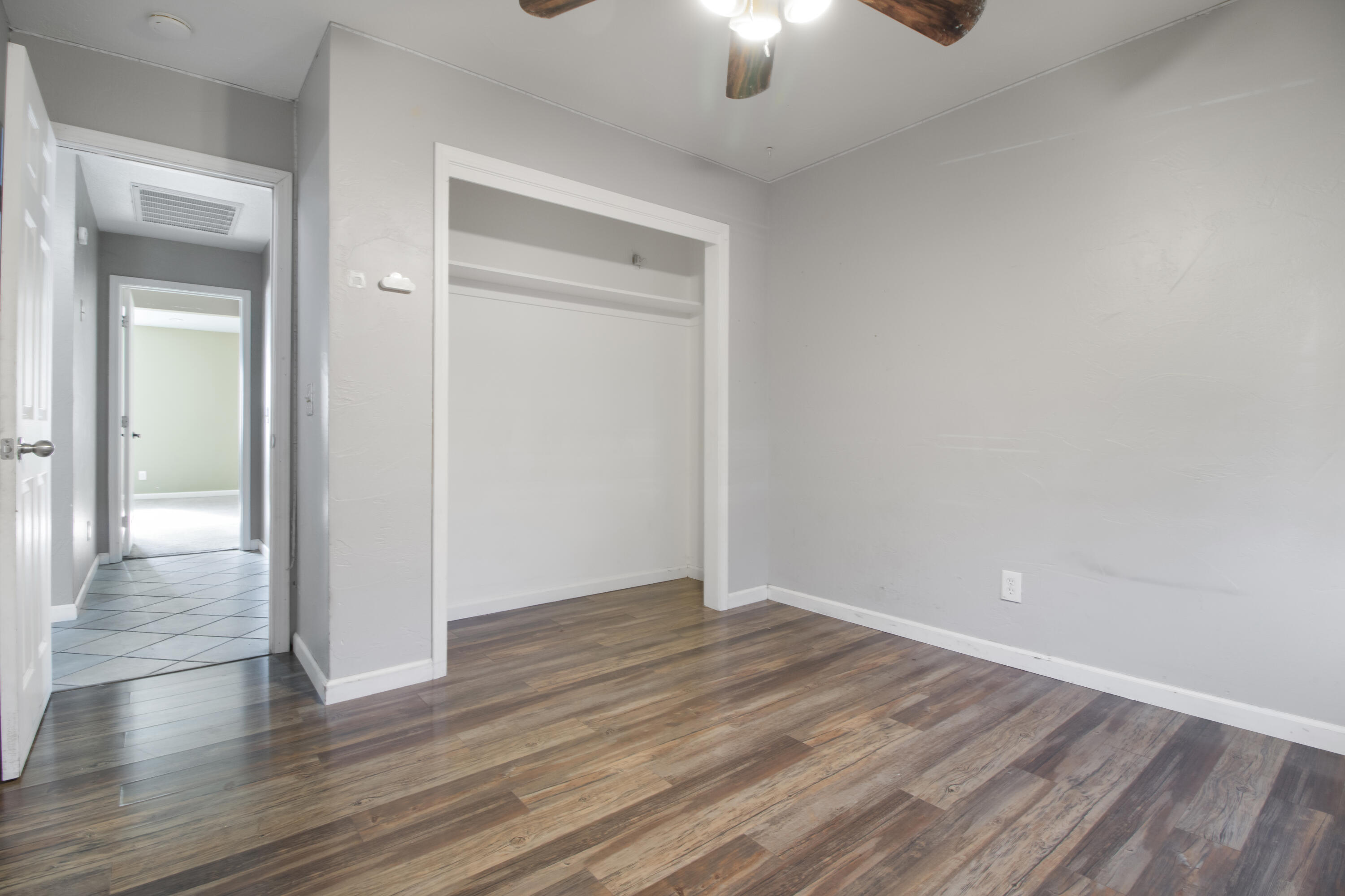 669 Coral St, Tulare, CA 93274