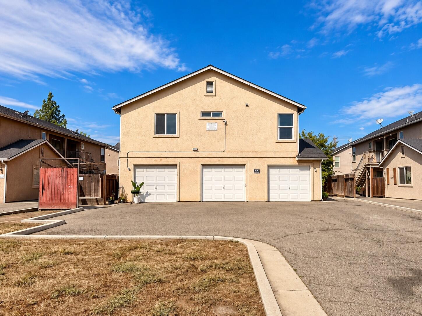 1361 N Archie Ave #101, Fresno, CA 93703