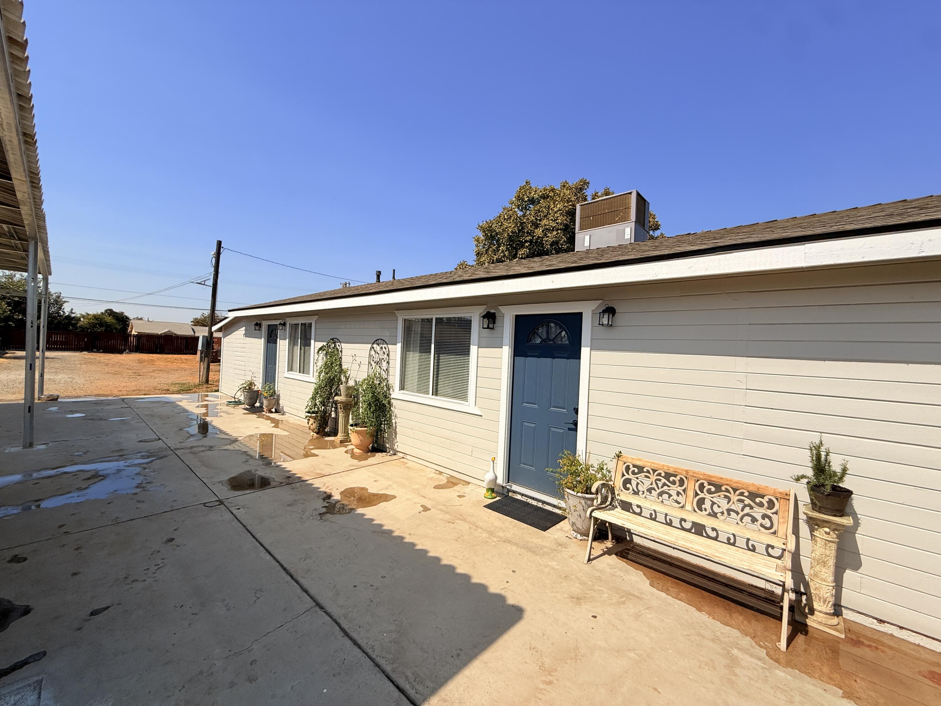 312 N Salisbury St, Porterville, CA 93257