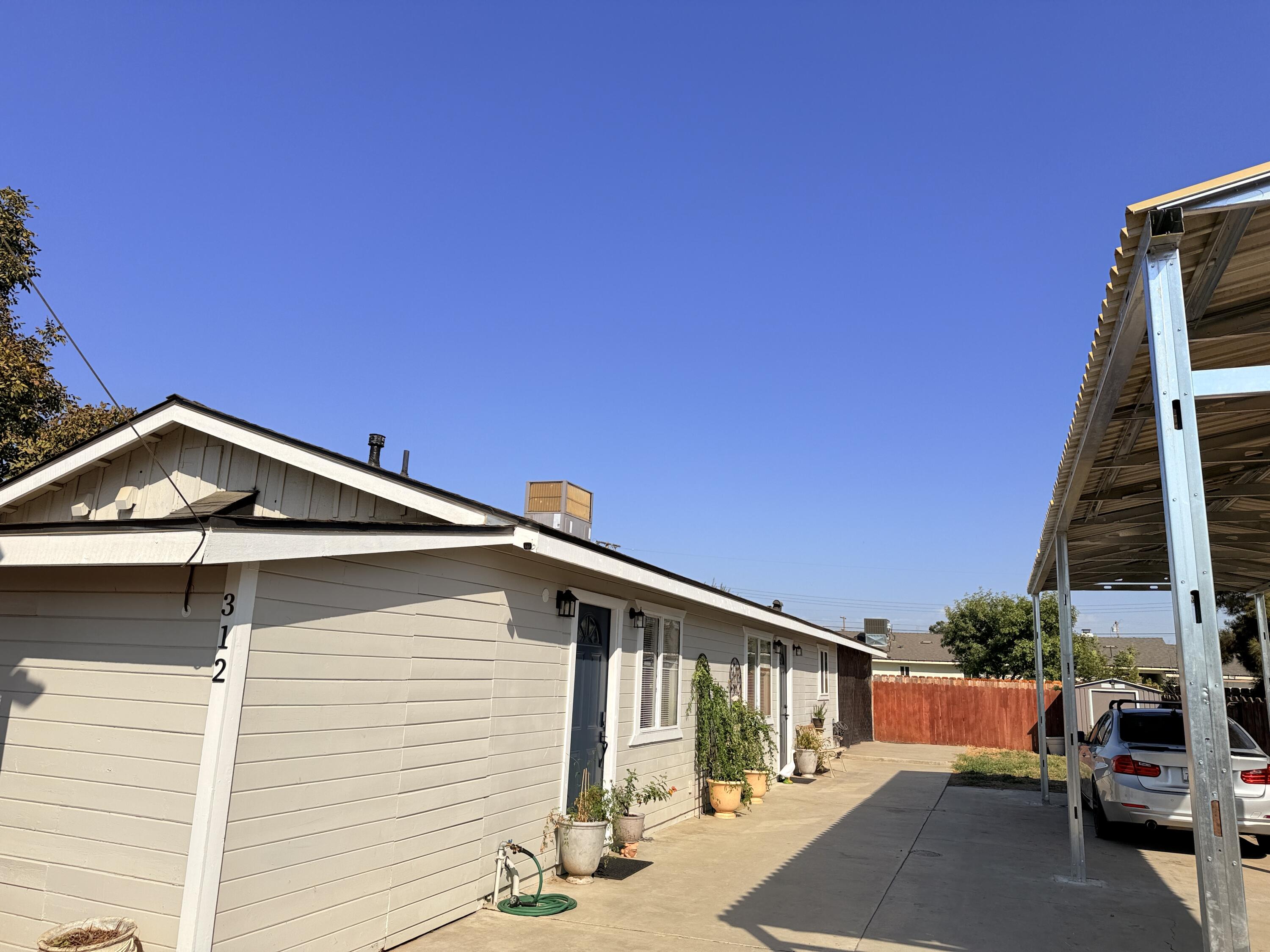 312 N Salisbury St, Porterville, CA 93257