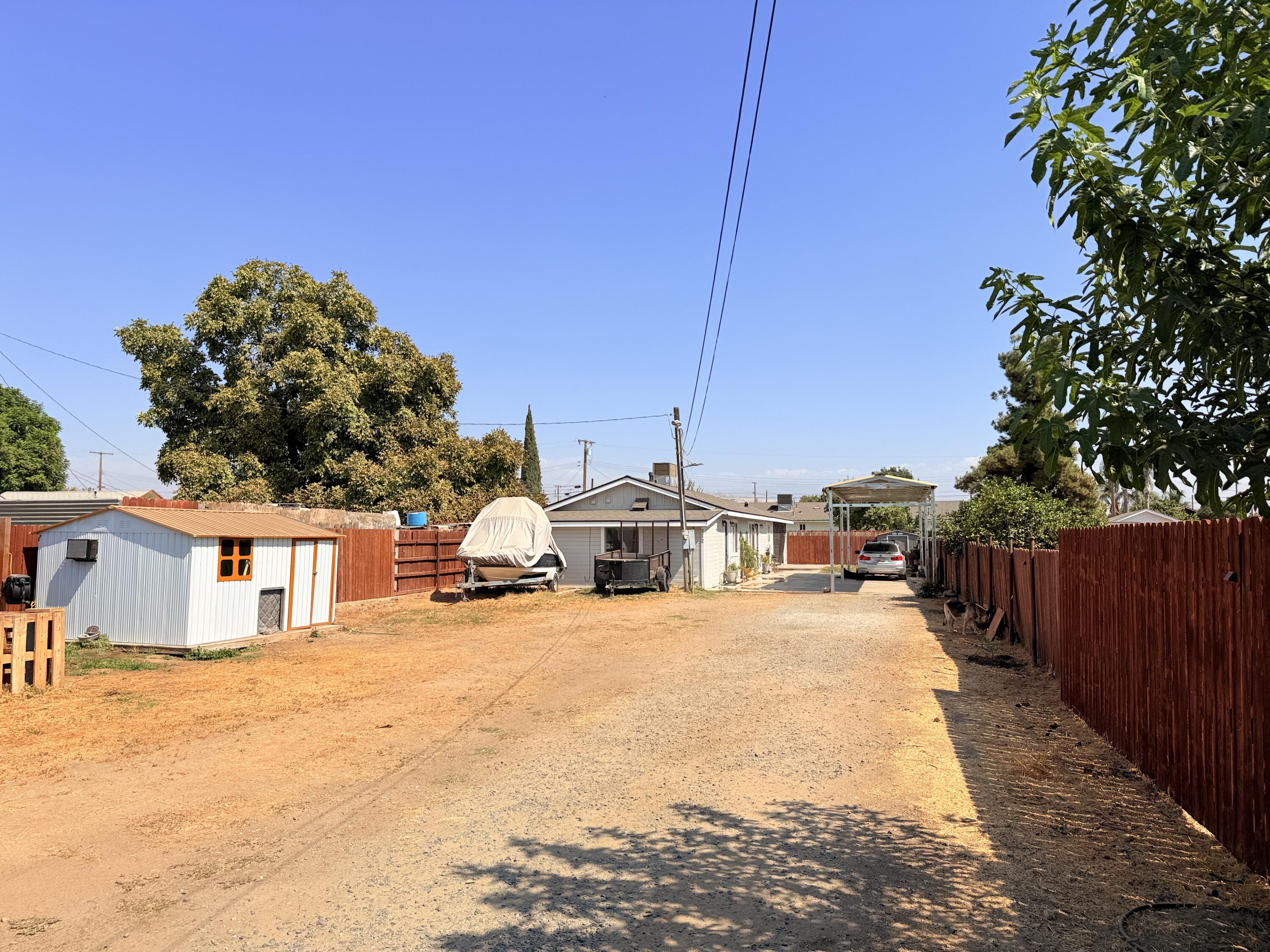 312 N Salisbury St, Porterville, CA 93257
