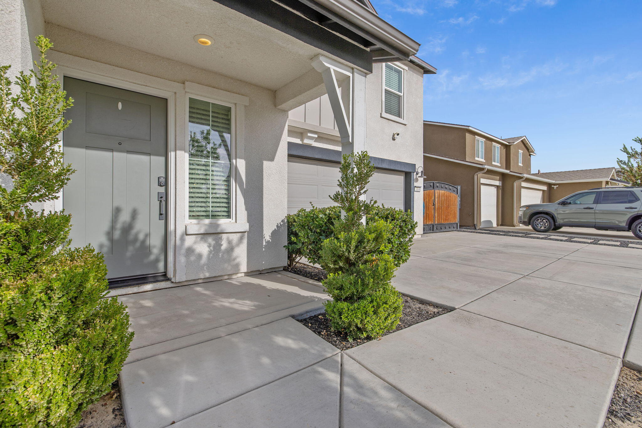 3314 N Garden St, Visalia, CA 93291