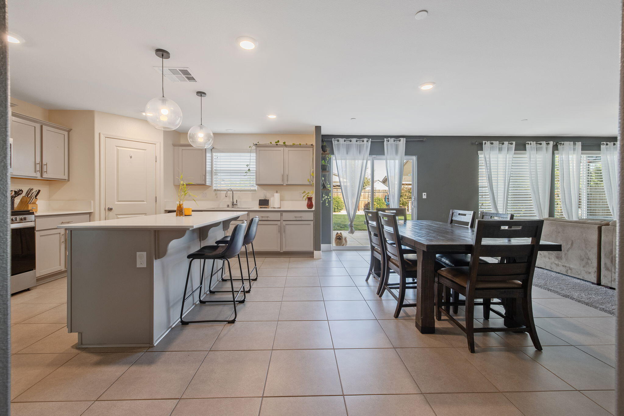 3314 N Garden St, Visalia, CA 93291