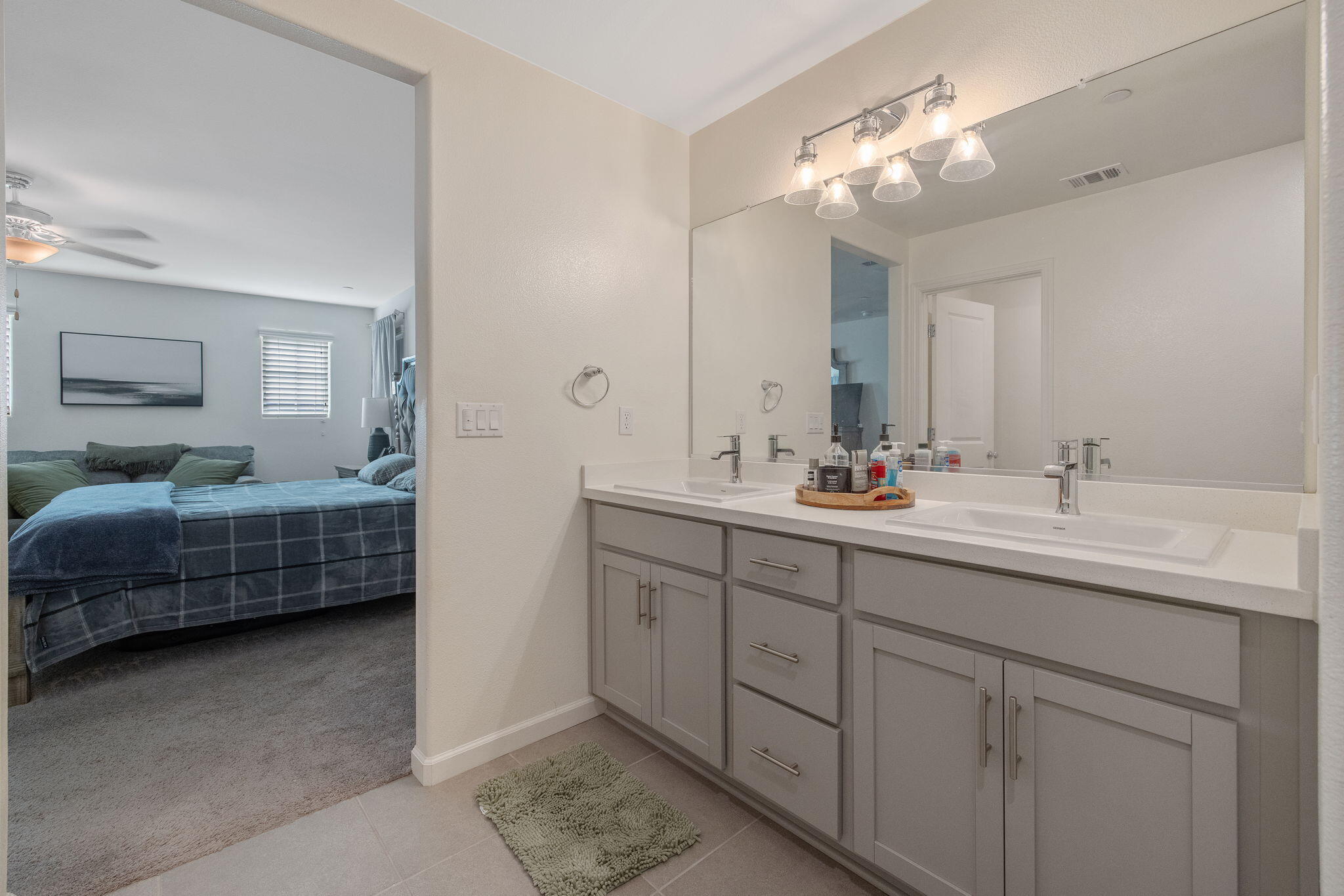 3314 N Garden St, Visalia, CA 93291