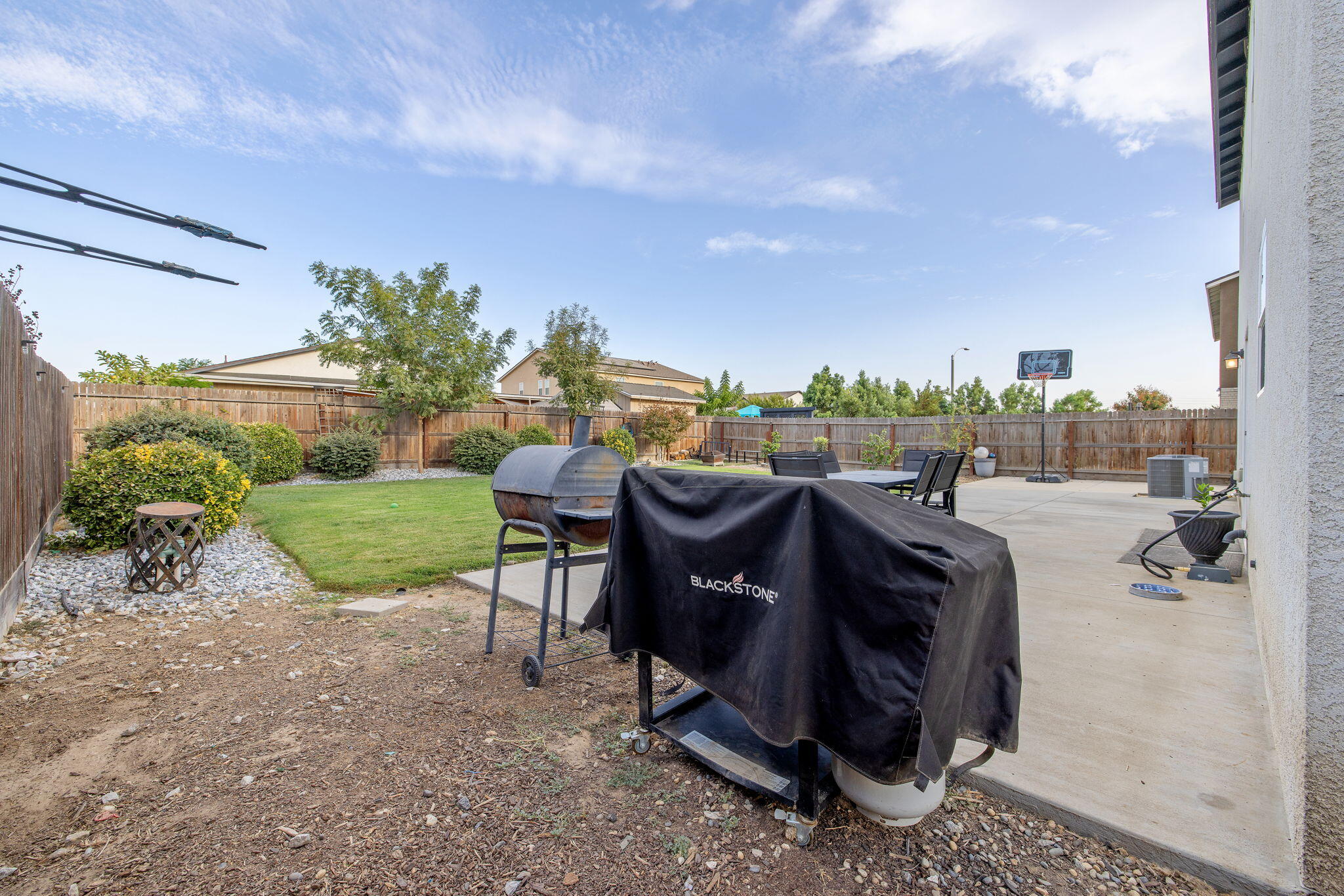 3314 N Garden St, Visalia, CA 93291