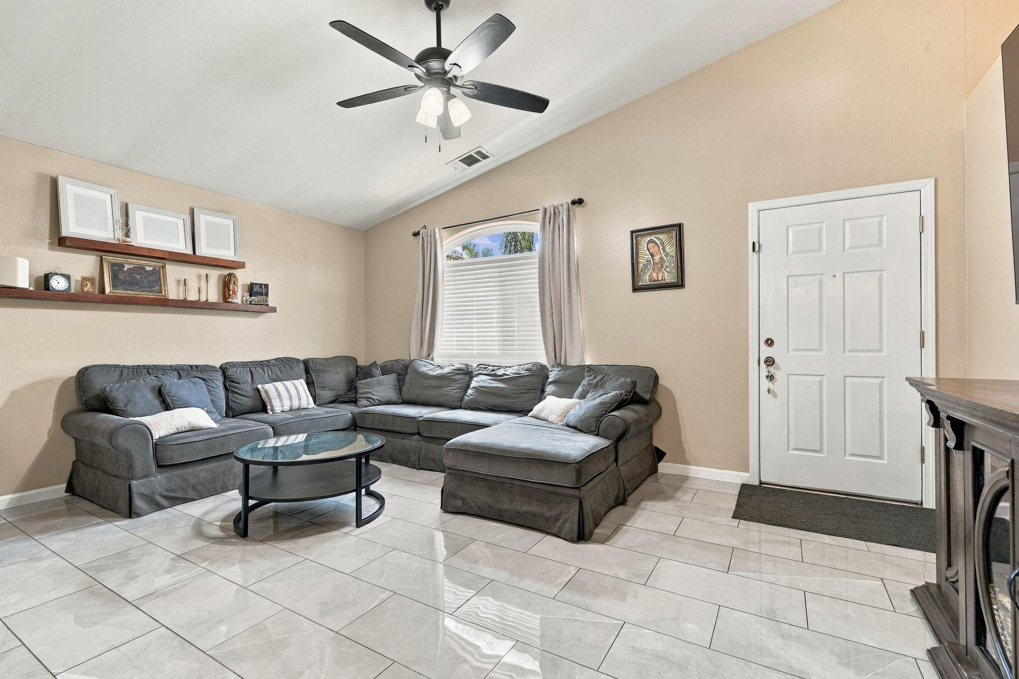 254 Gemini, Tulare, CA 93274