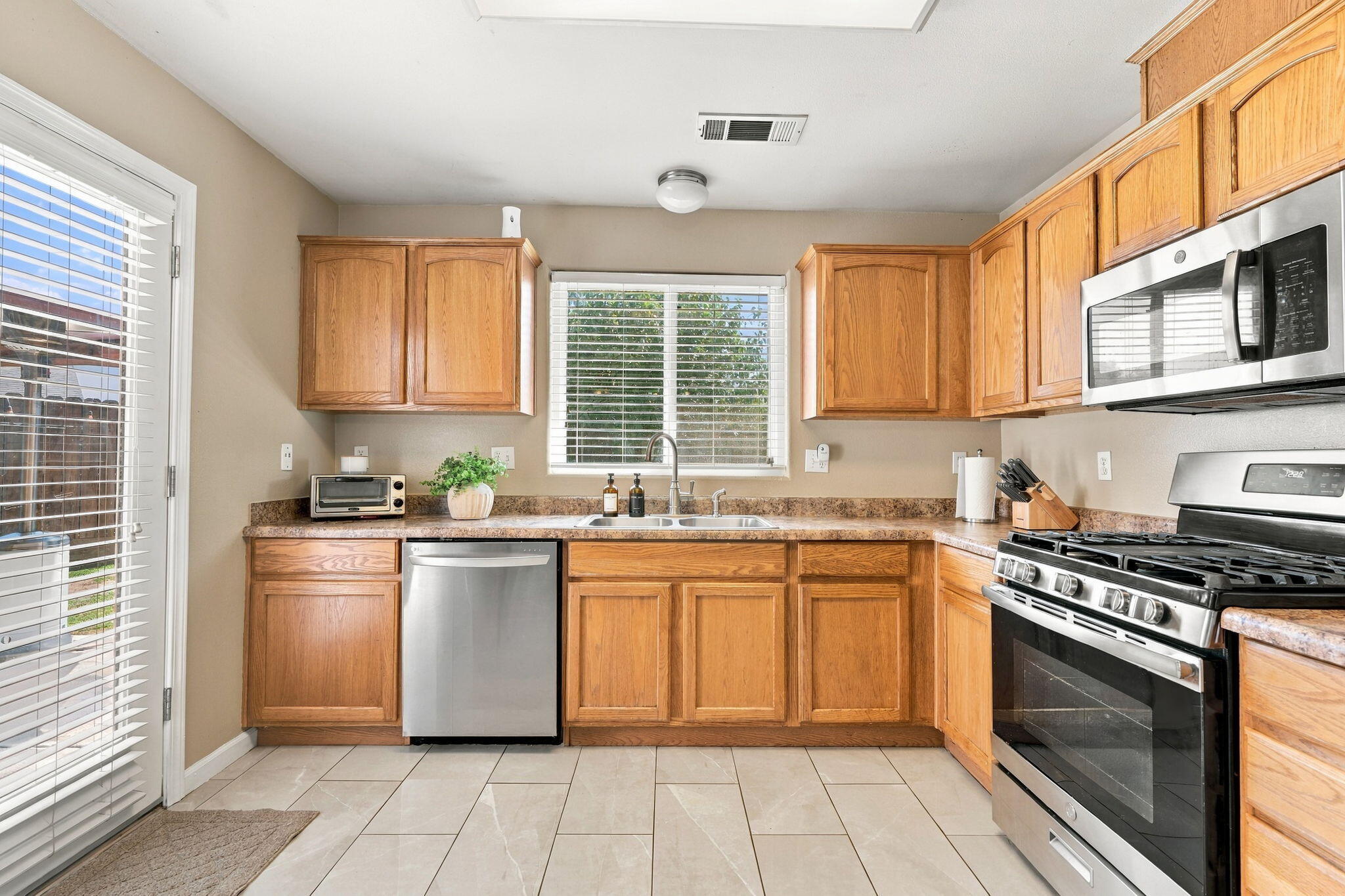 254 Gemini, Tulare, CA 93274