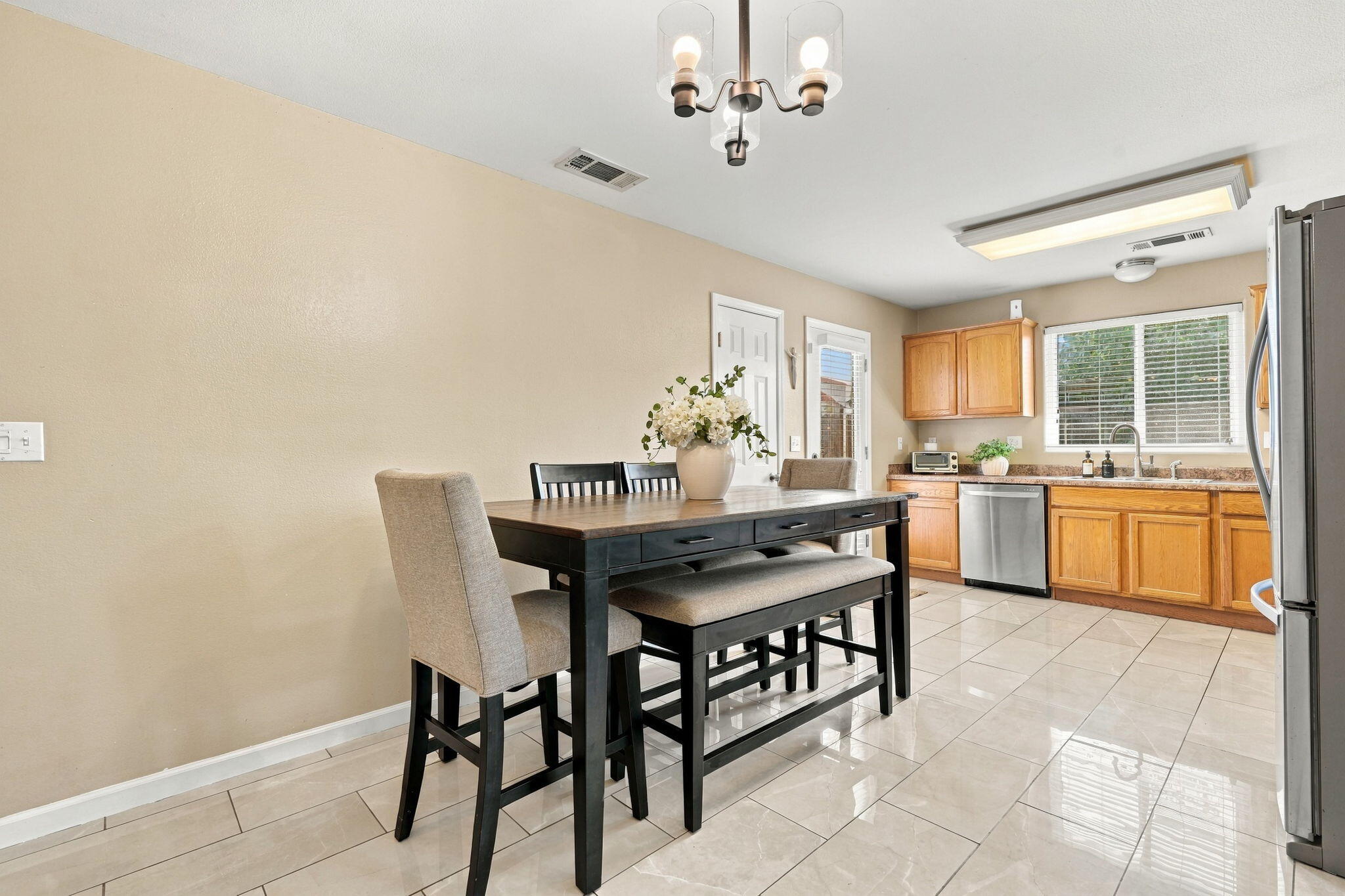 254 Gemini, Tulare, CA 93274