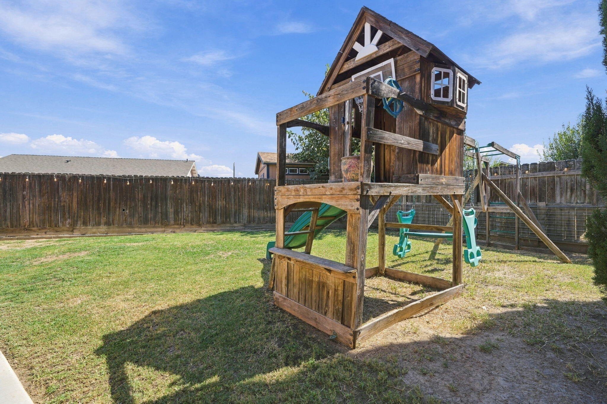 254 Gemini, Tulare, CA 93274