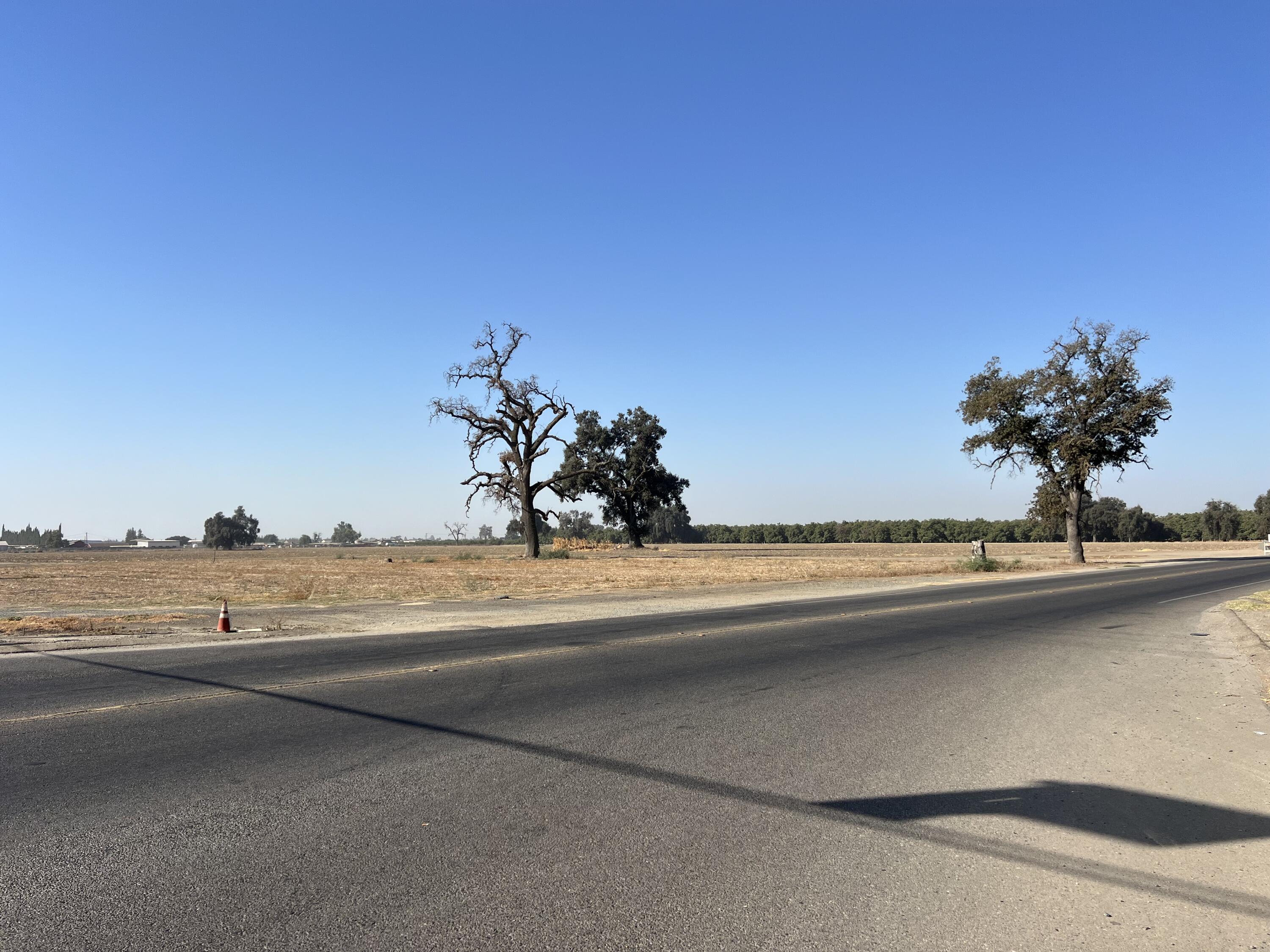 42 Acres Mooney, Tulare, CA 93274