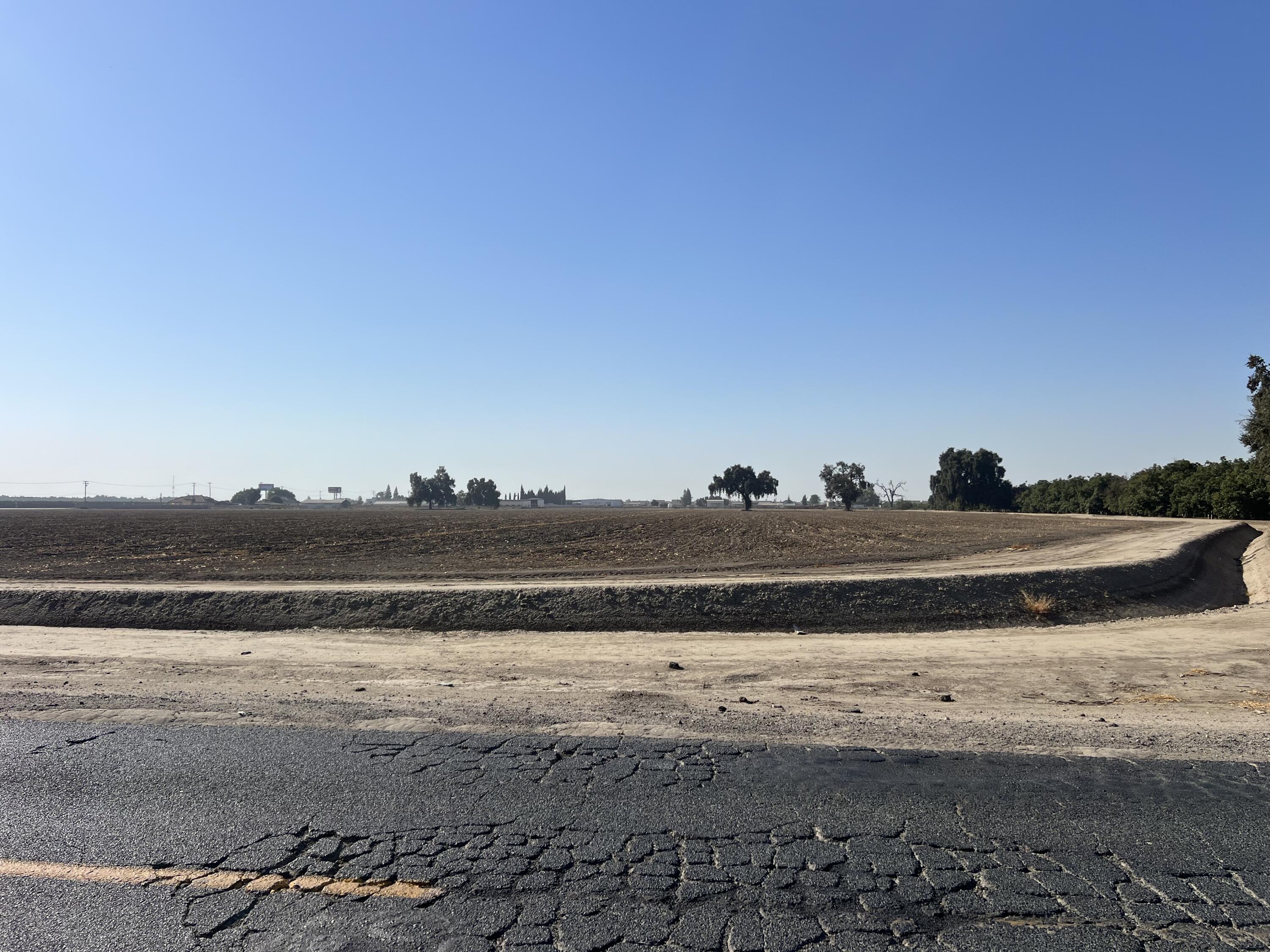 42 Acres Mooney, Tulare, CA 93274