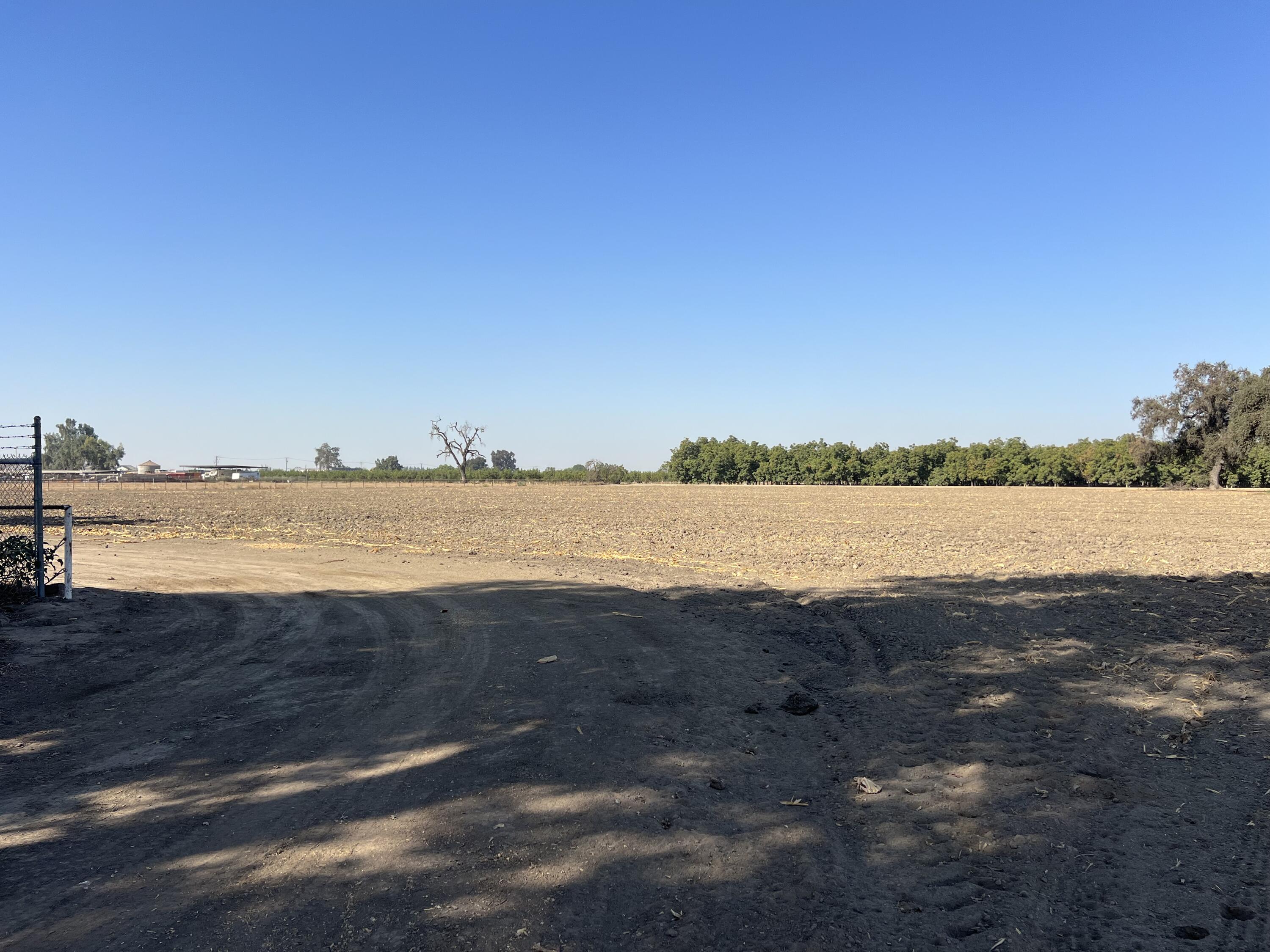 42 Acres Mooney, Tulare, CA 93274