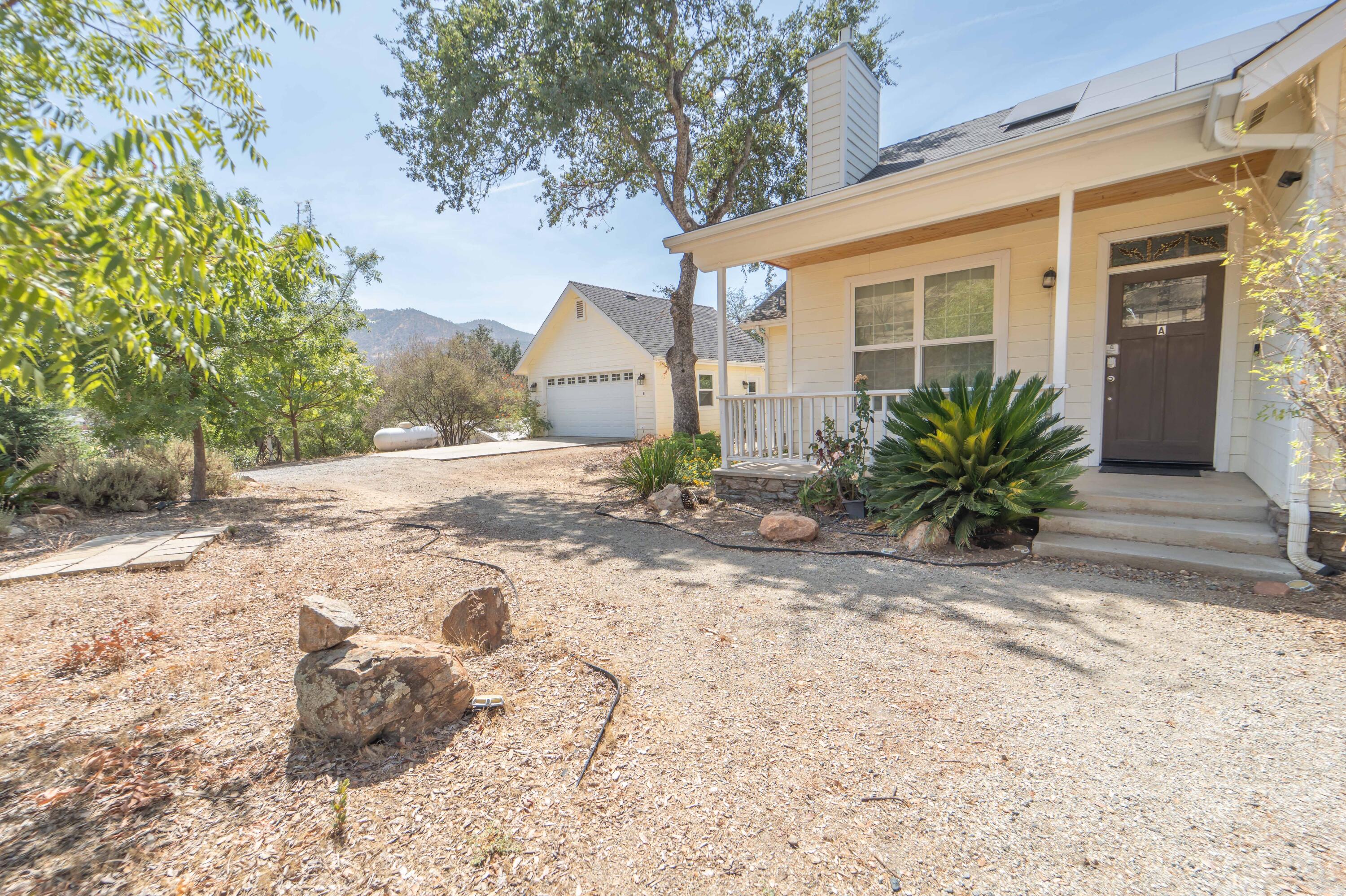 41744 S Fork Dr, Three Rivers, CA 93271