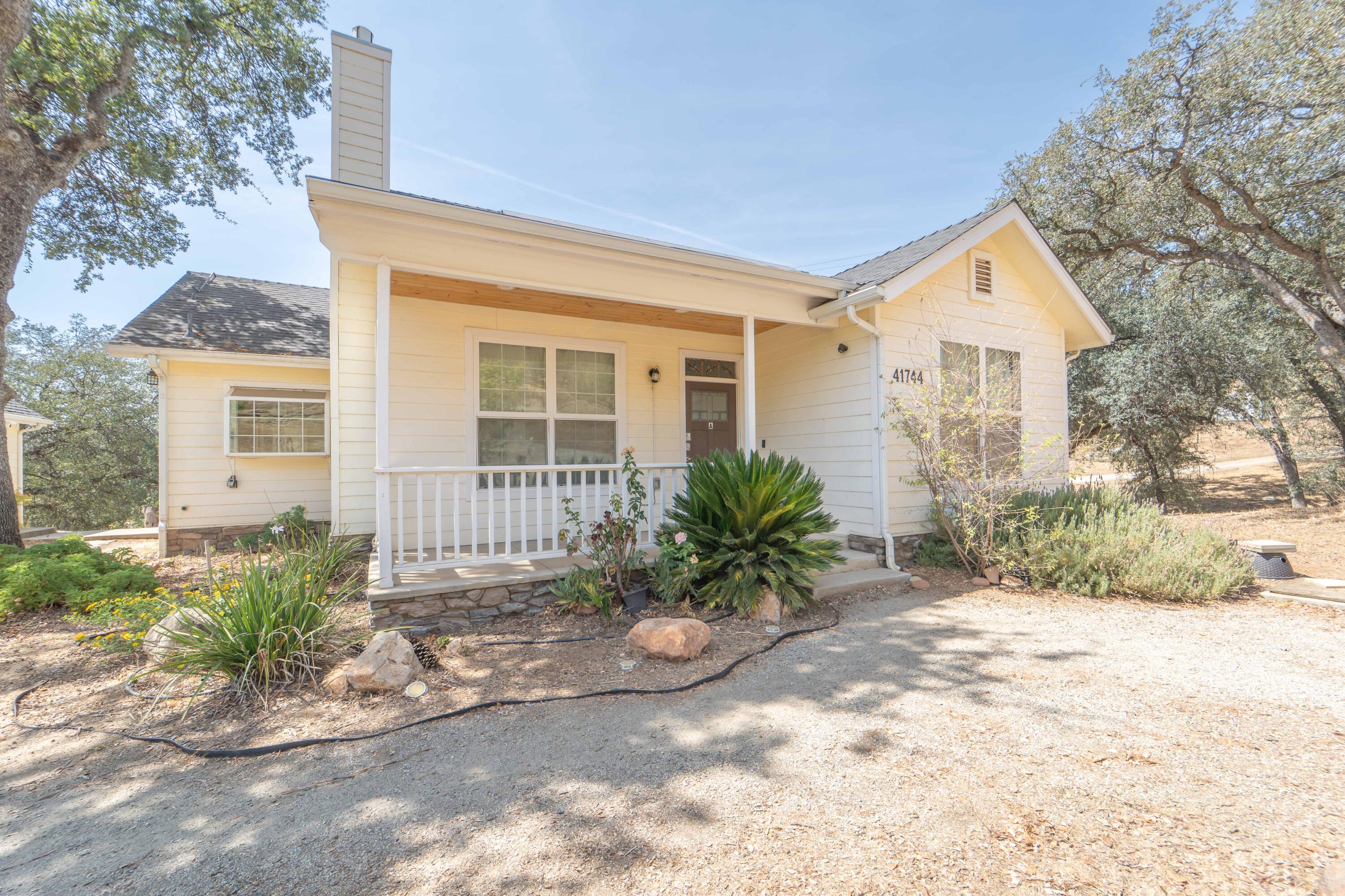 41744 S Fork Dr, Three Rivers, CA 93271